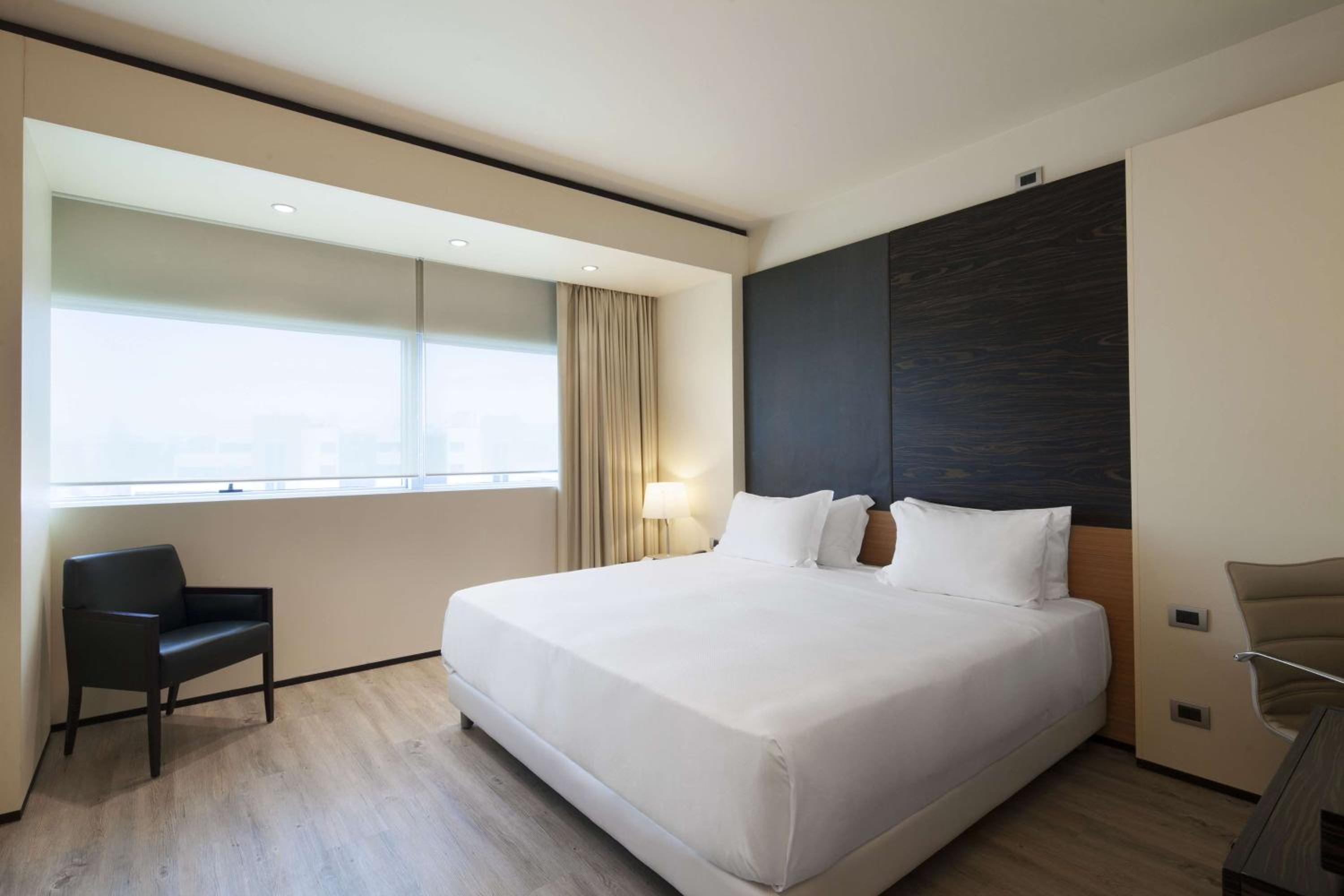 Superior Double Or Twin Room With Darsena View