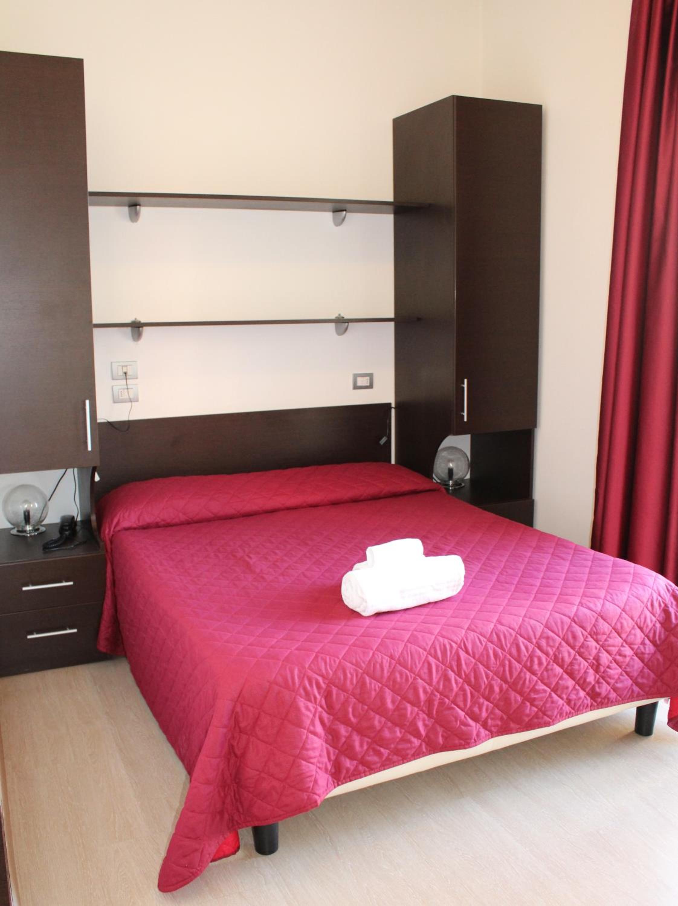 Double or Twin Room - Photo 2