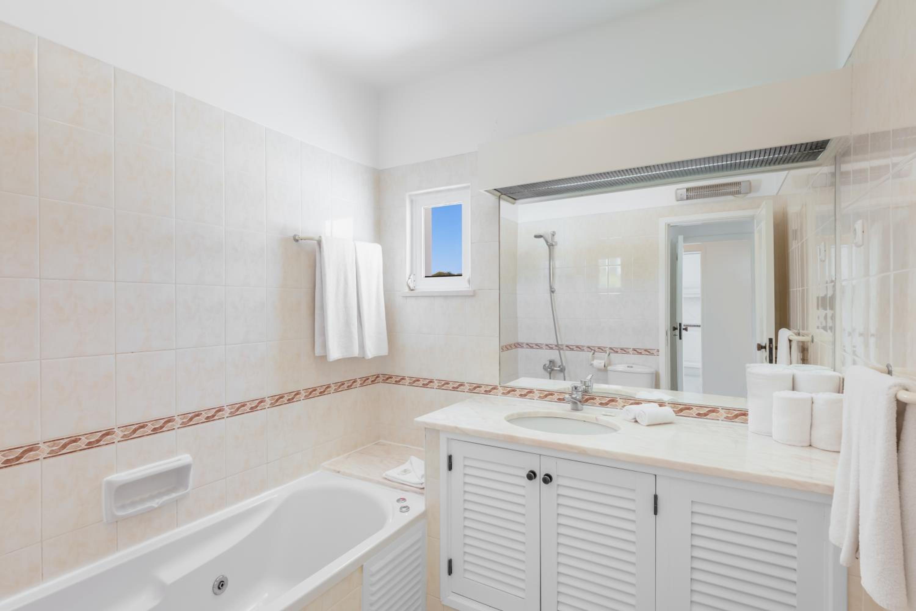 Superior Three-Bedroom Apartment