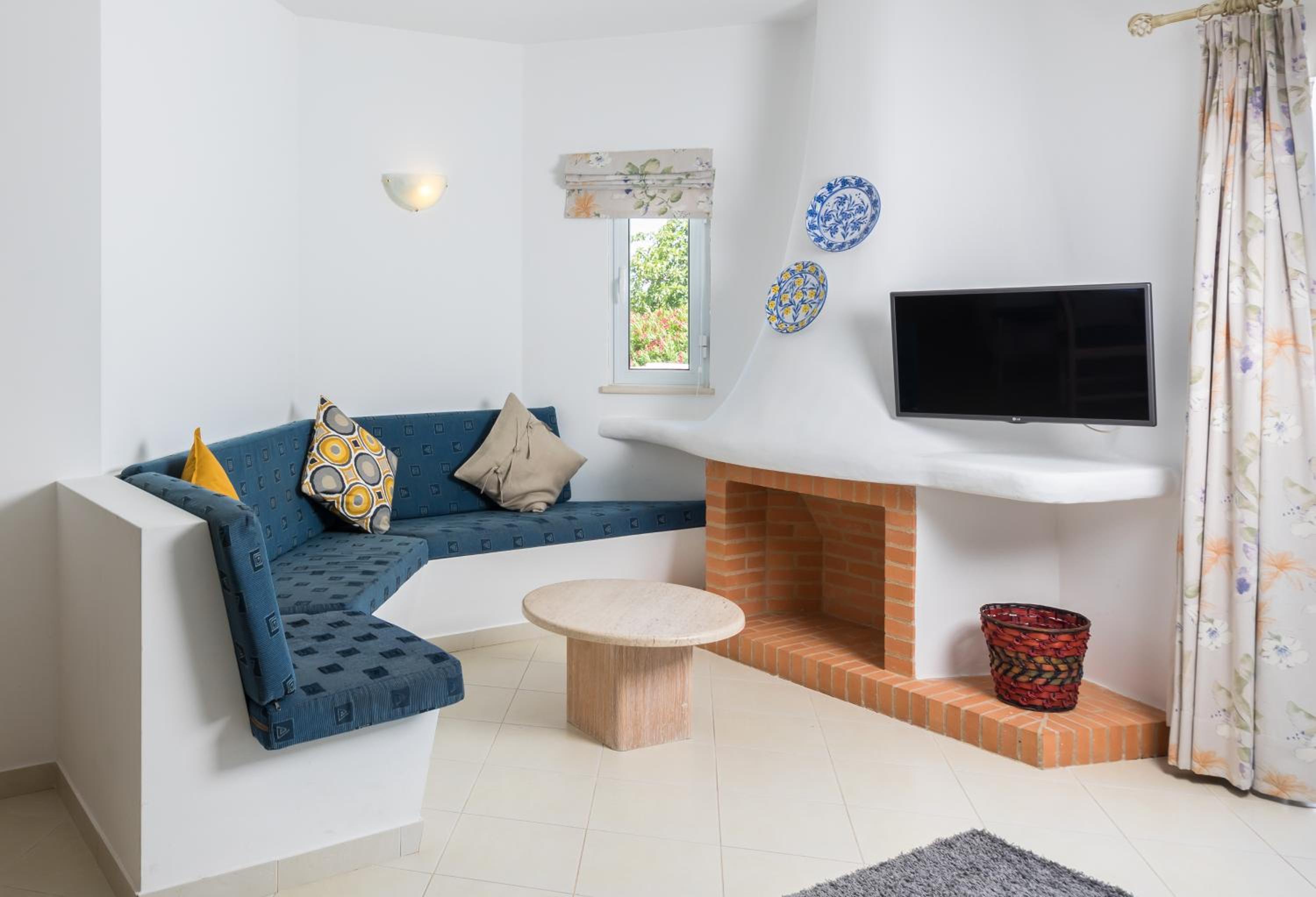 Superior Three-Bedroom Apartment