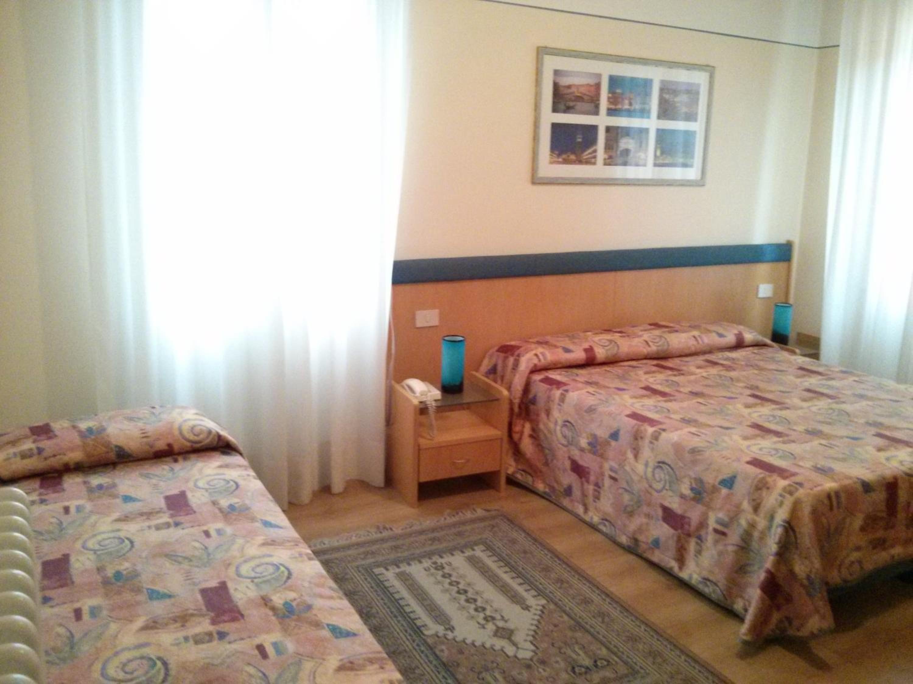 Triple Room - Photo 5