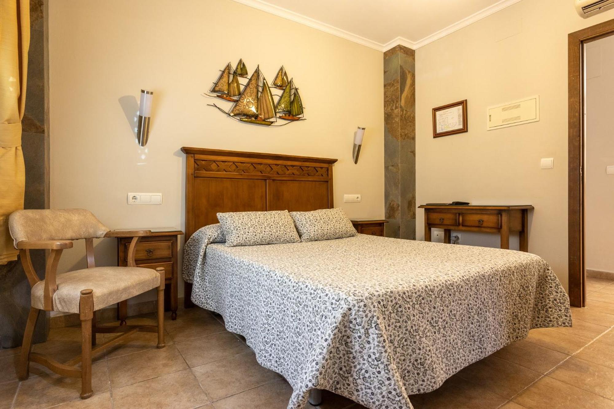 Double Room - Photo 1