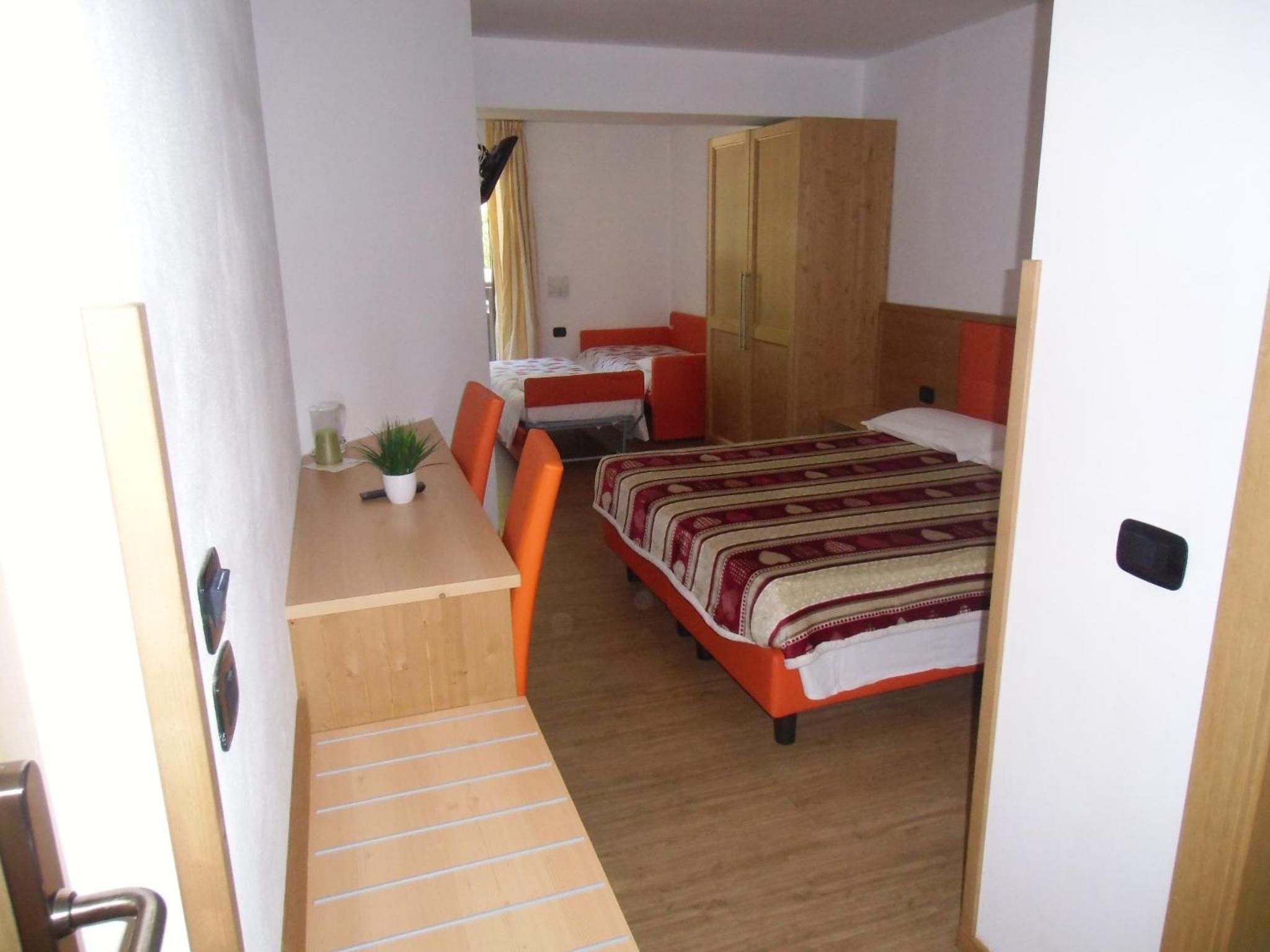 Quadruple Room with Mountain View photo 2