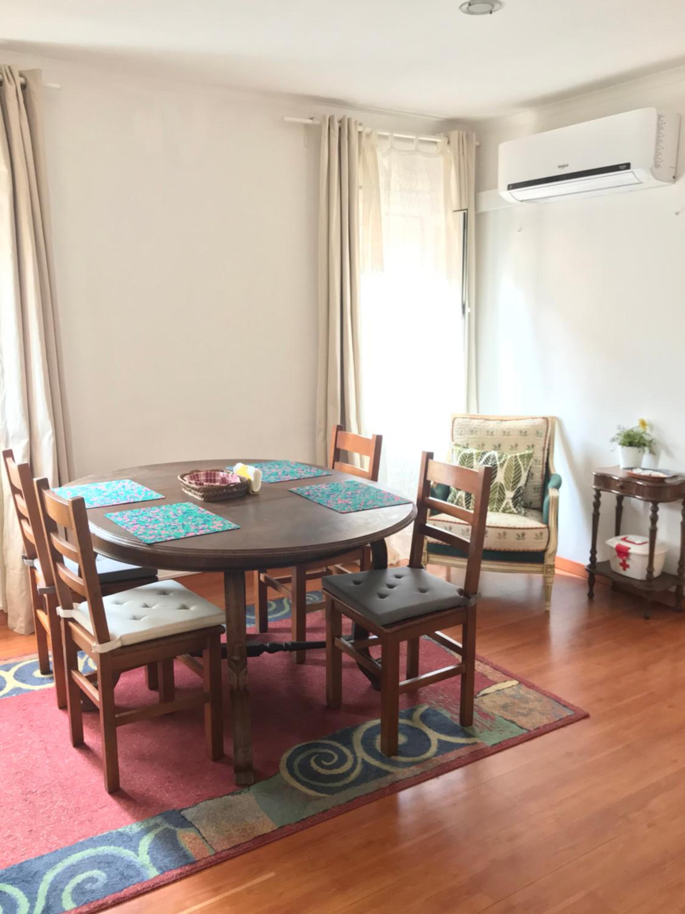 Three-Bedroom House photo 2