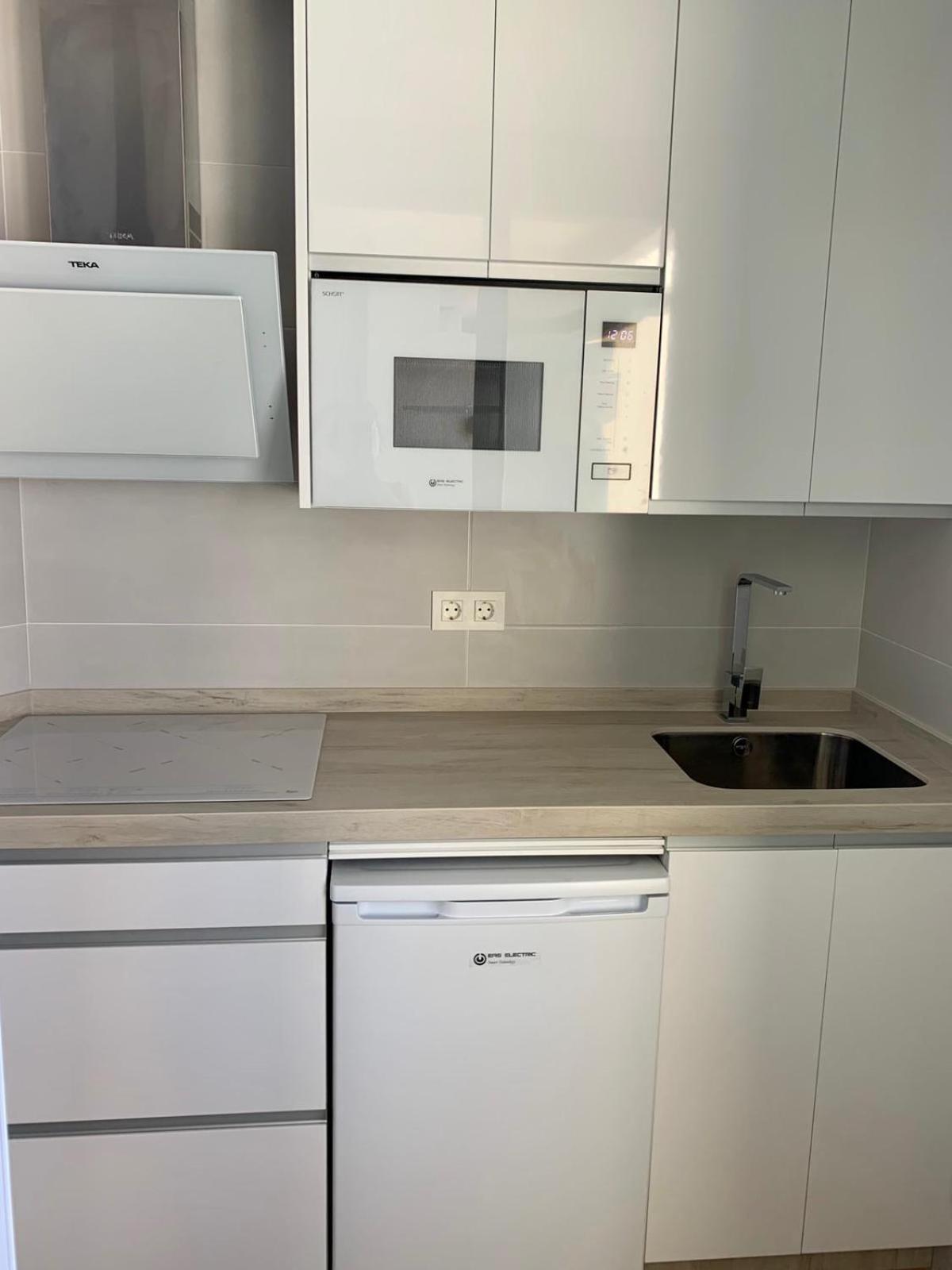 Studio Apartment with Sea View photo 3