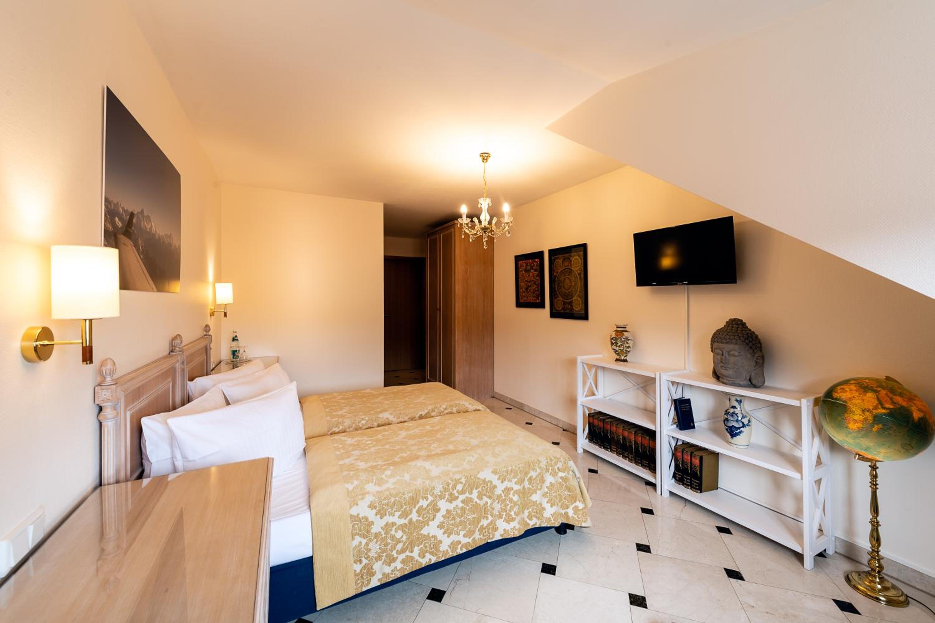 Superior Double Room with City View photo 2