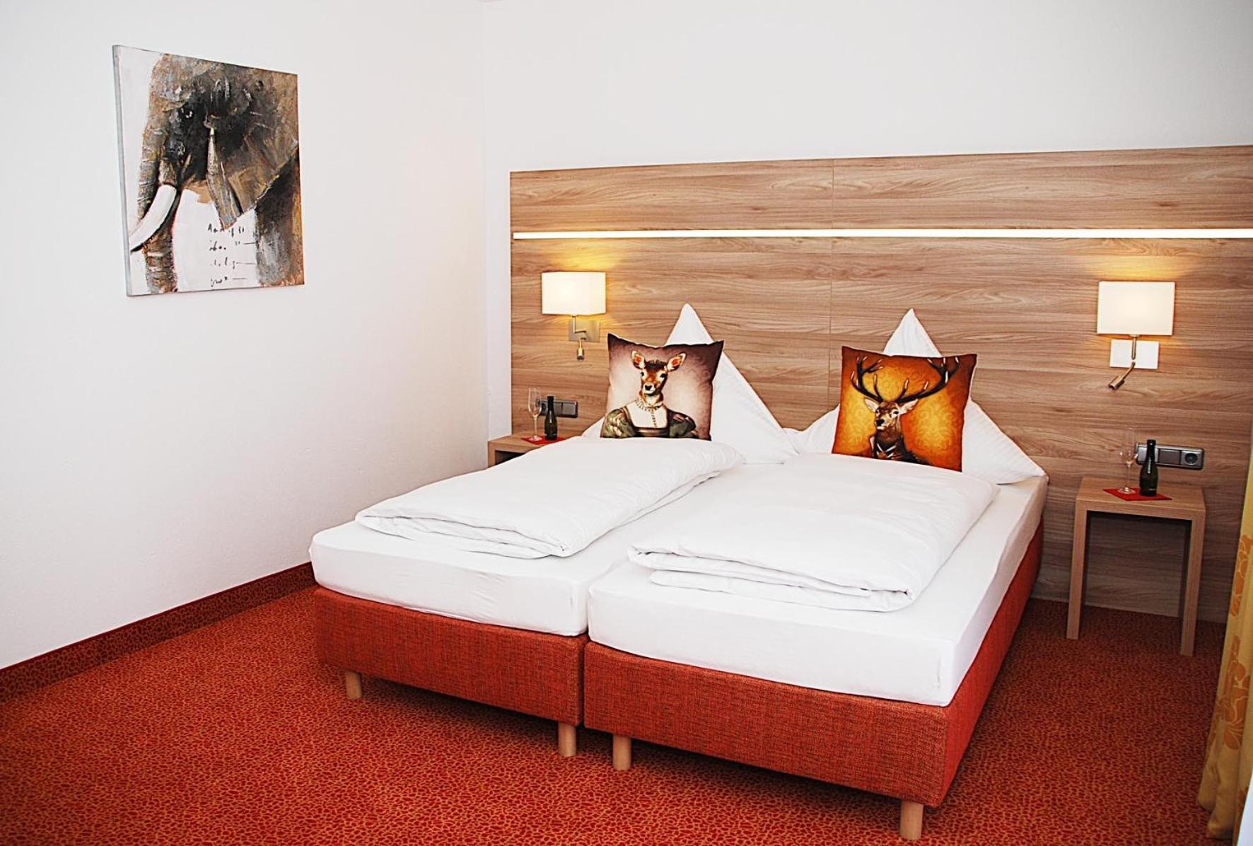 Standard Double or Twin Room photo 2