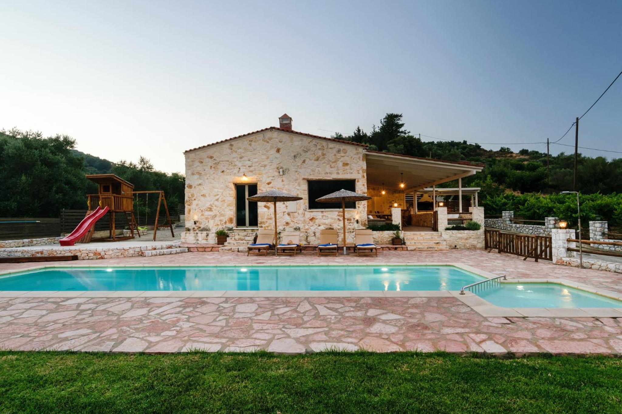 Villa With Private Pool photo 2