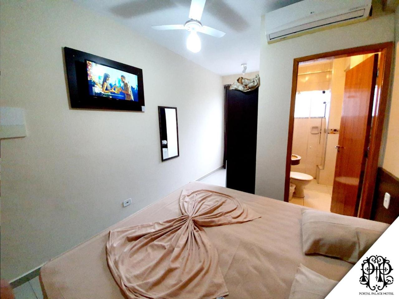 Double Room - Photo 4
