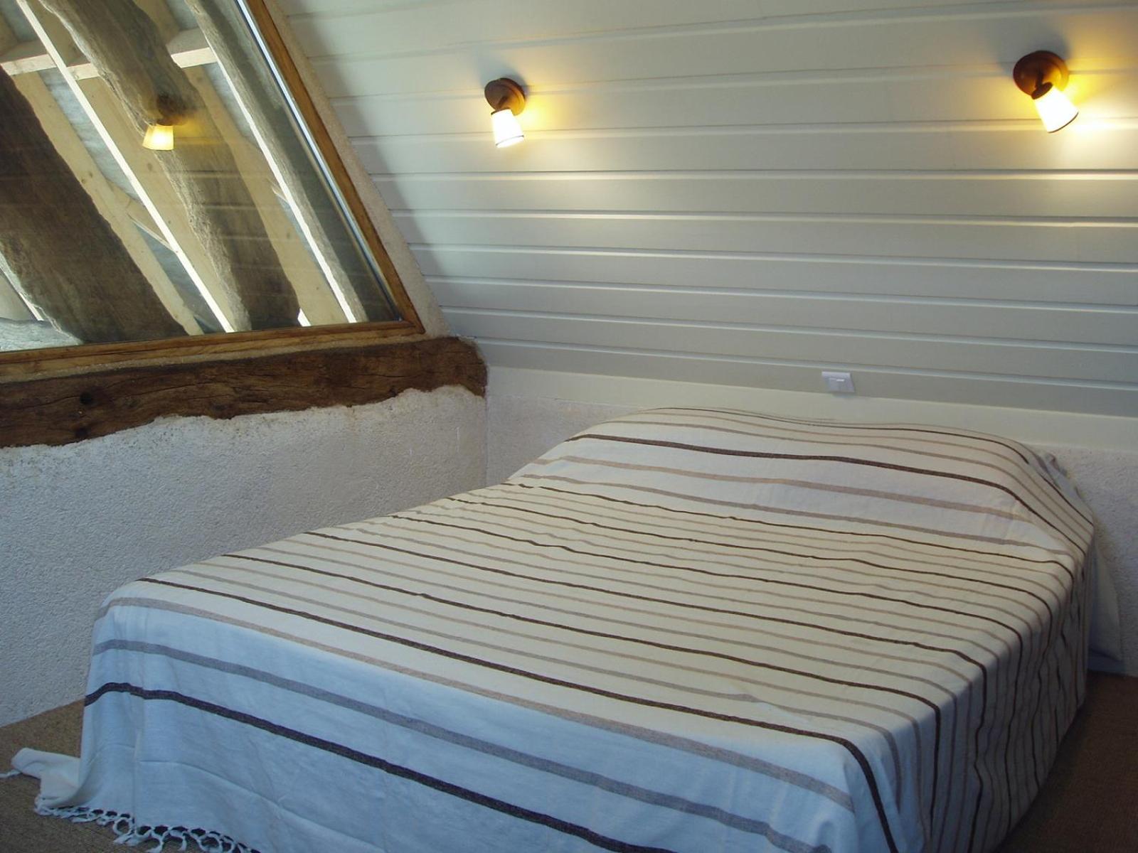 Three-Bedroom Cottage photo 2