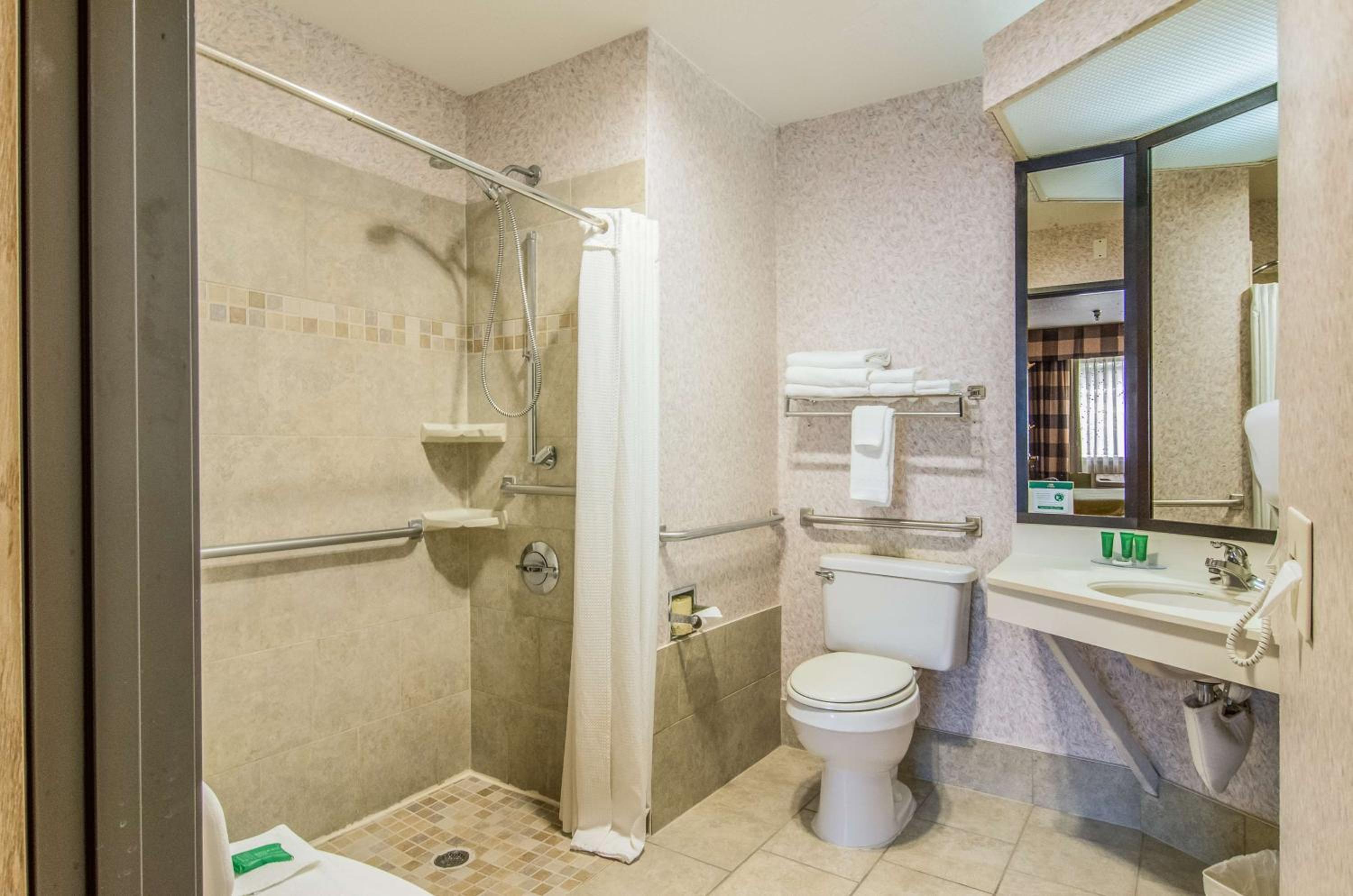 Double Room - Disability Access - Photo 3