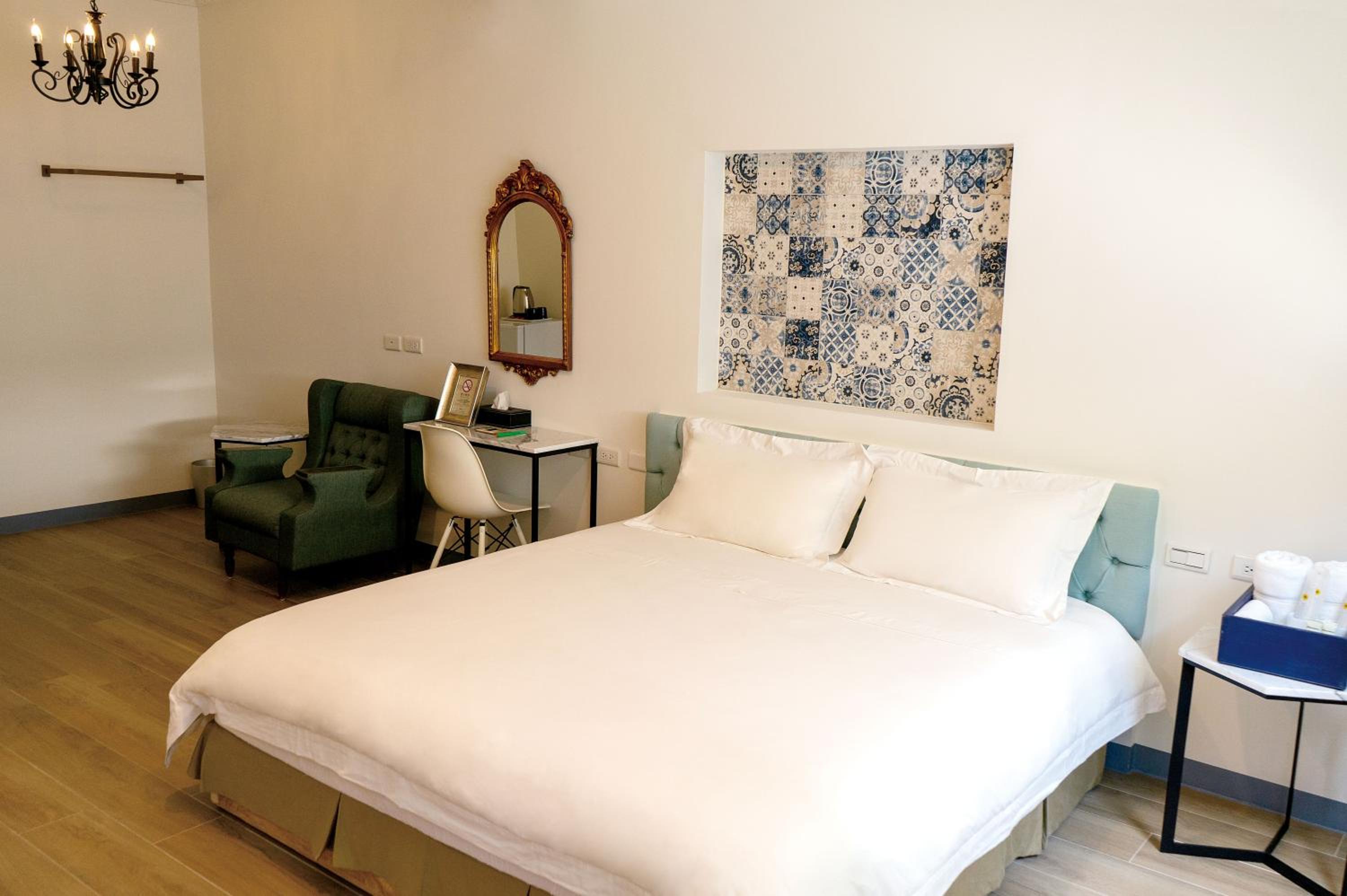 Deluxe Double Room - Photo 3