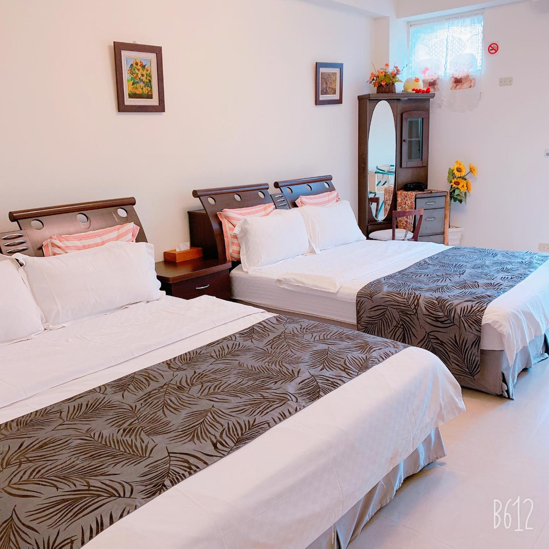 Quadruple Room with Balcony photo 1