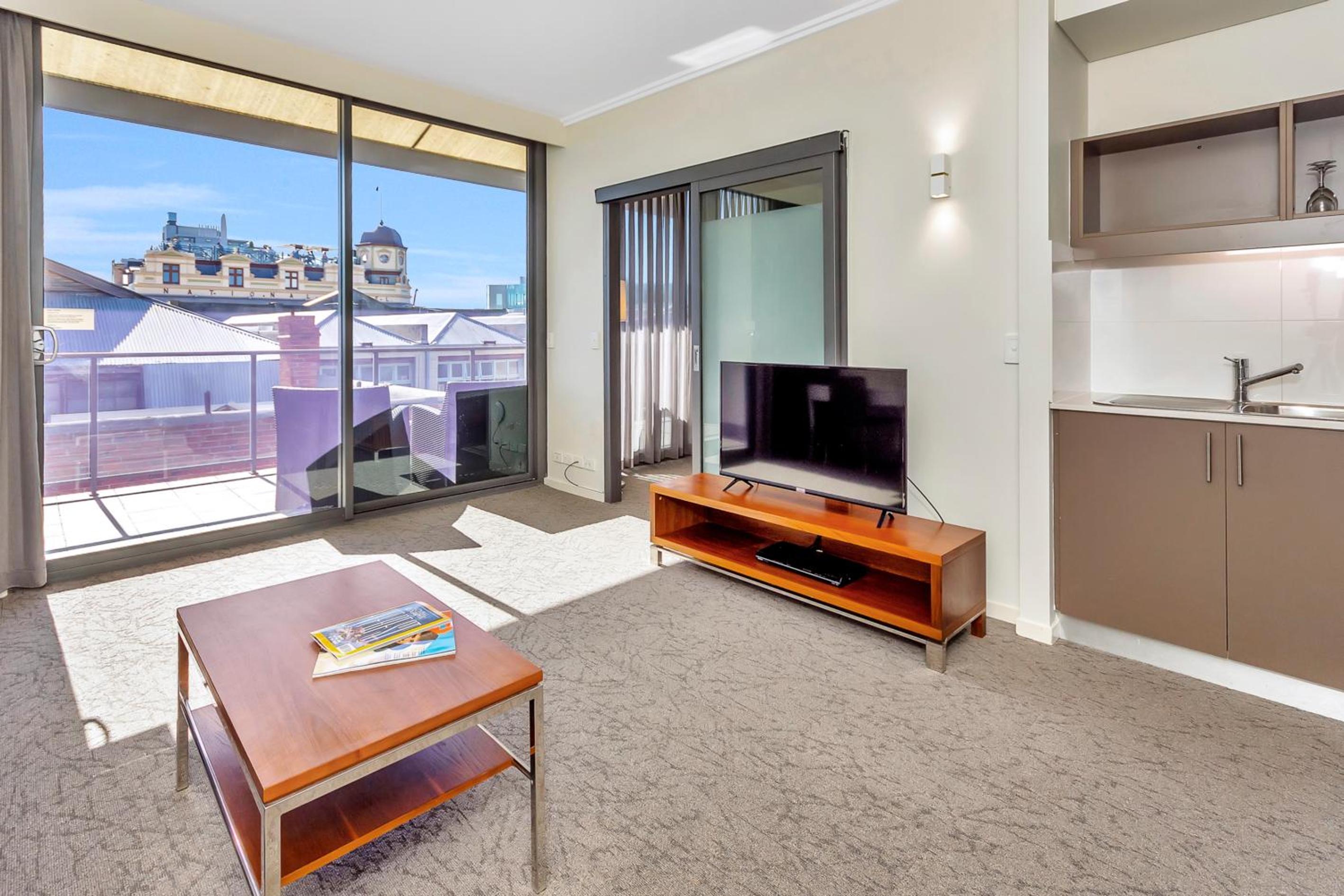 New Haus Suite with Balcony photo 1