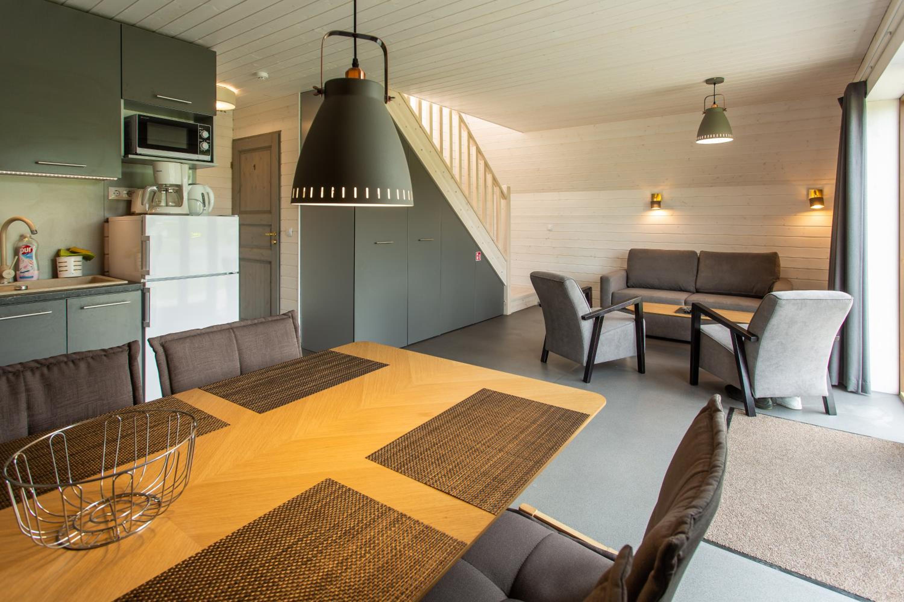 Three-Bedroom Apartment - Photo 10