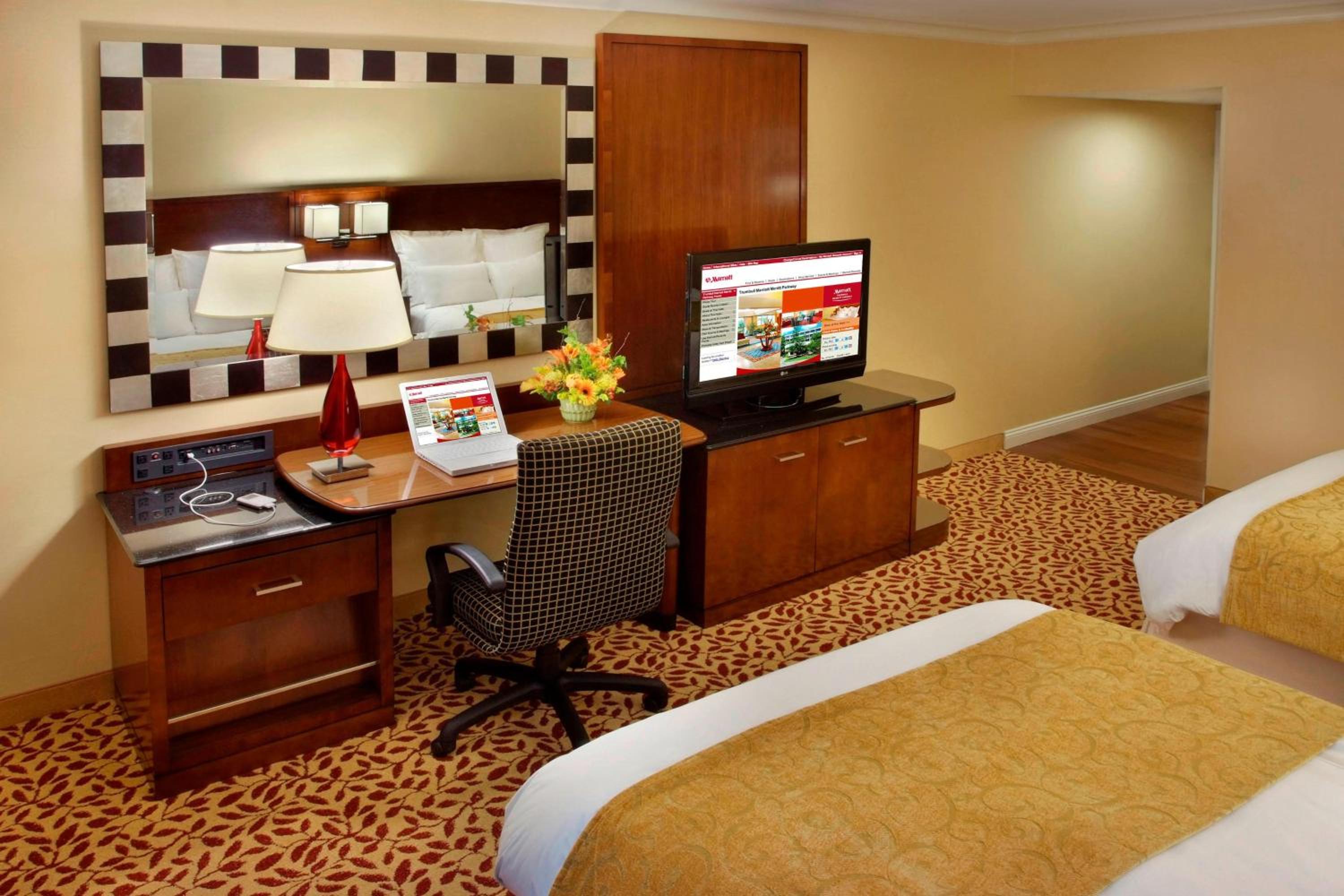 Guest Room with One King or One Double Bed
