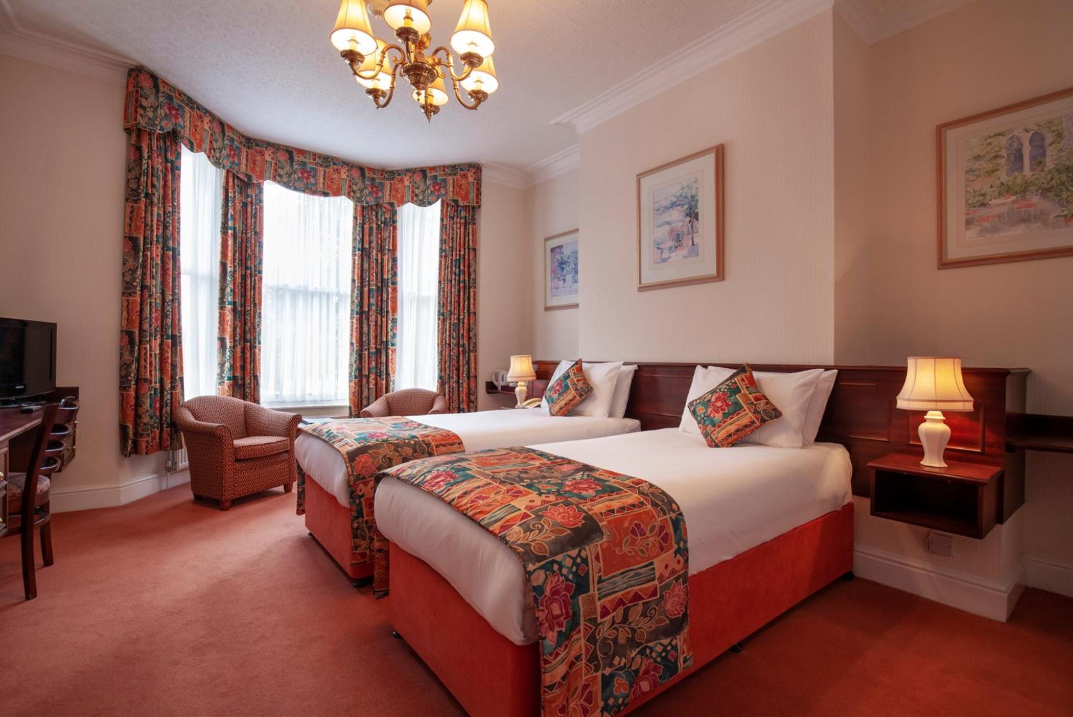 Standard Twin Room photo 1