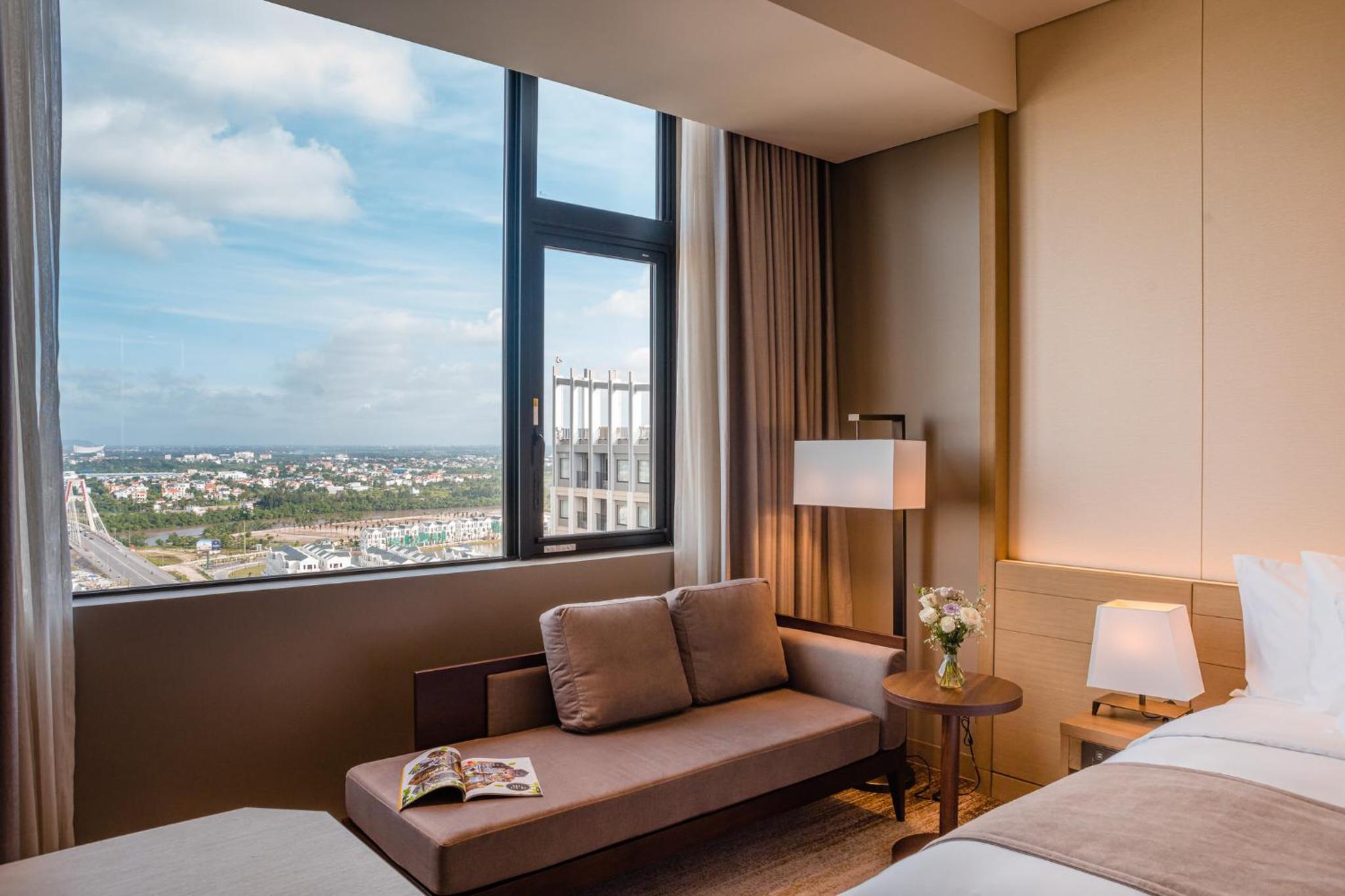 Premier King Room - Photo 3