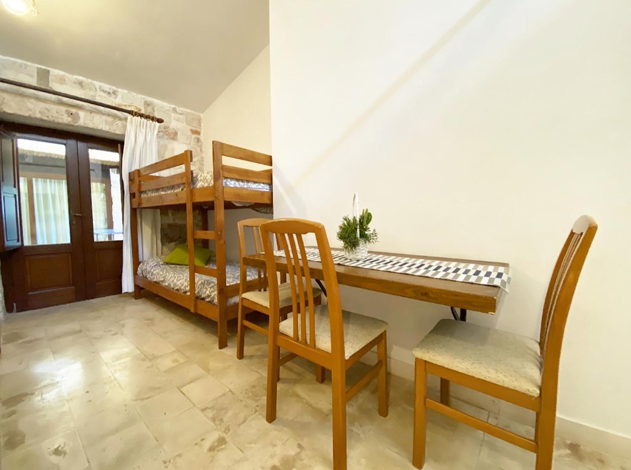 Double Room with Extra Bed - Photo 1