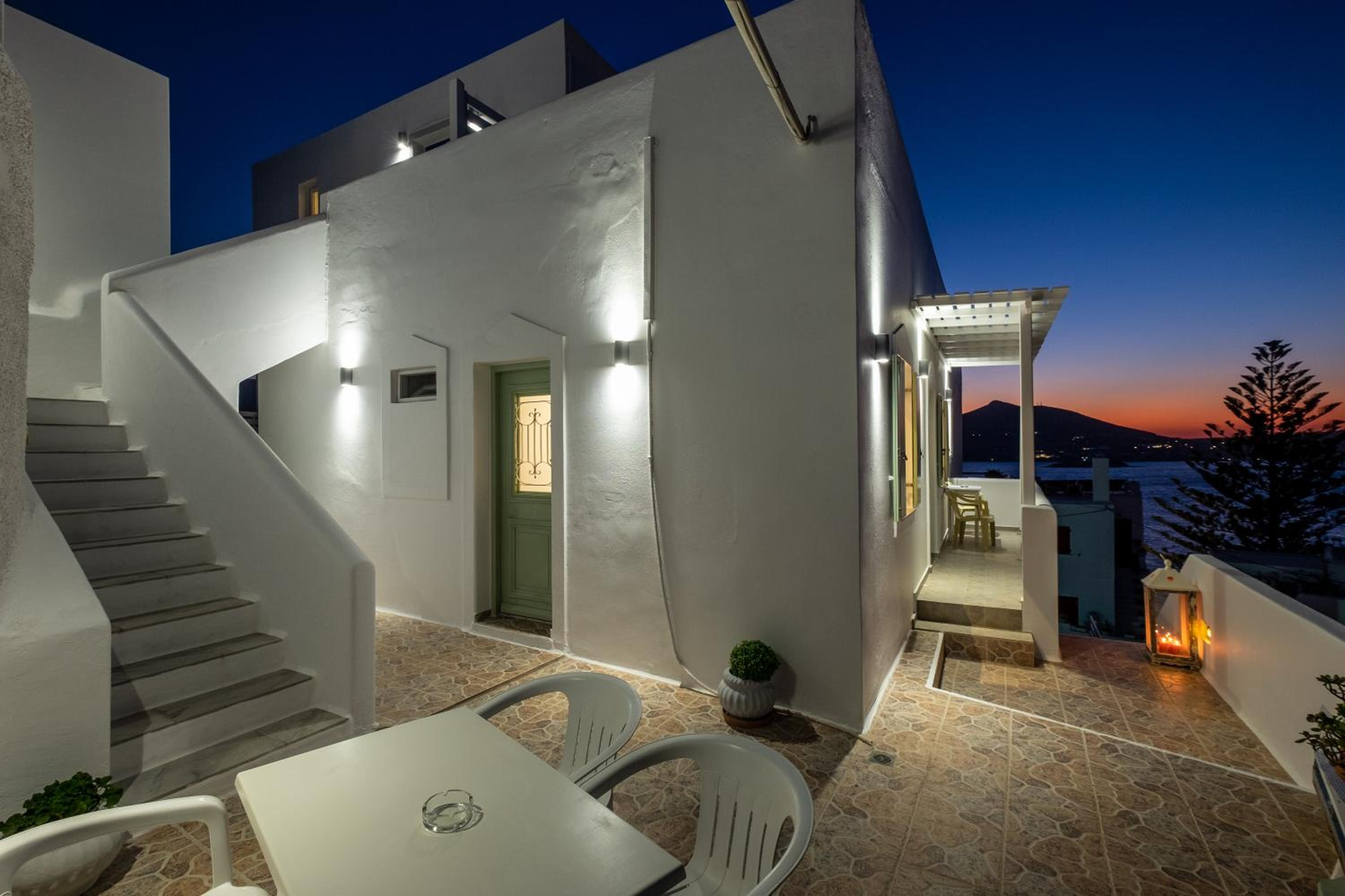 Two-Bedroom Apartment with Terrace photo 2