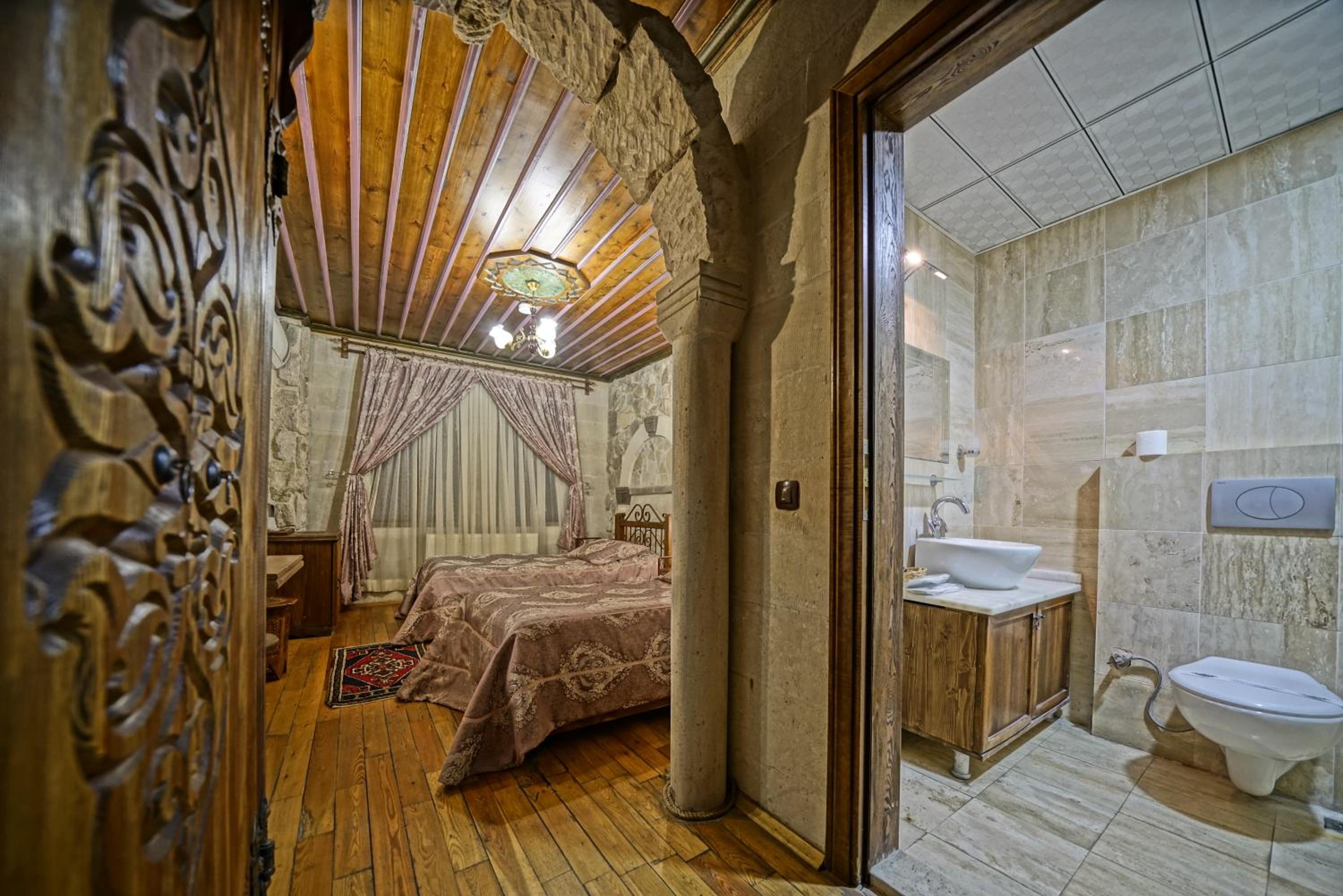 Standard Twin Stone Room photo 1