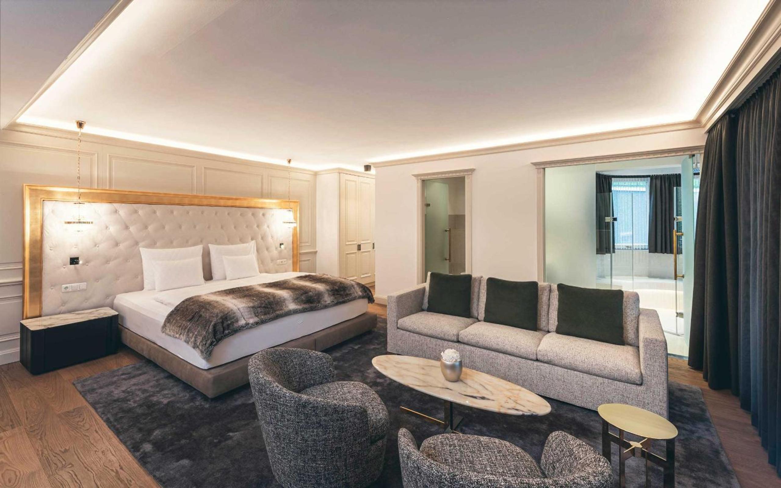 Superior Suite photo 2