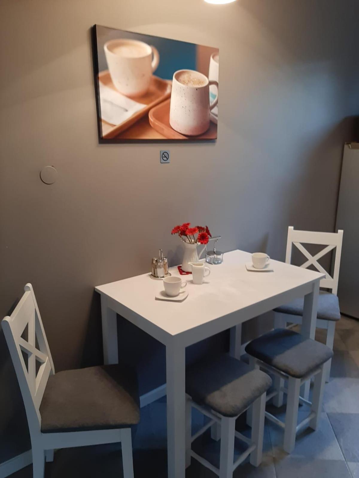 Basic Triple Room photo 2