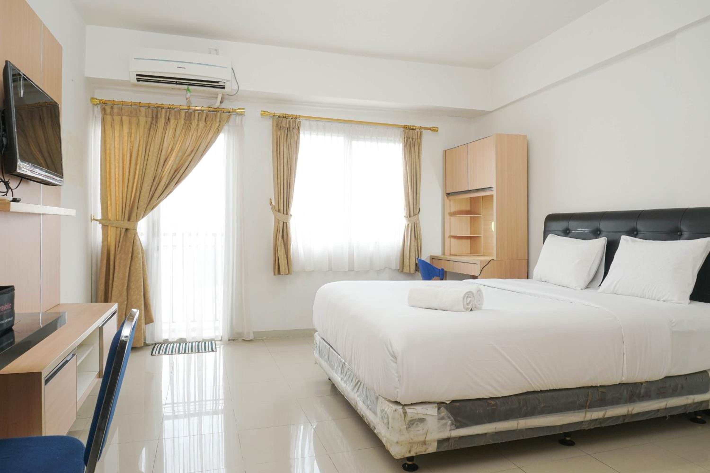 Studio Apartment photo 3
