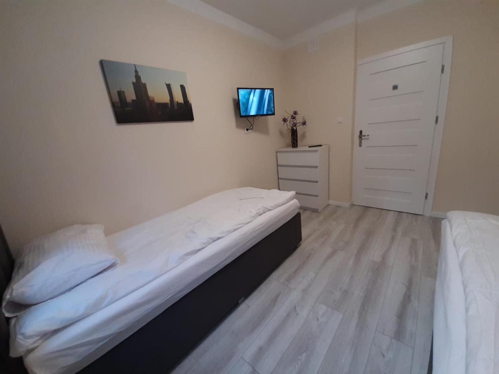 Budget Double Room photo 2