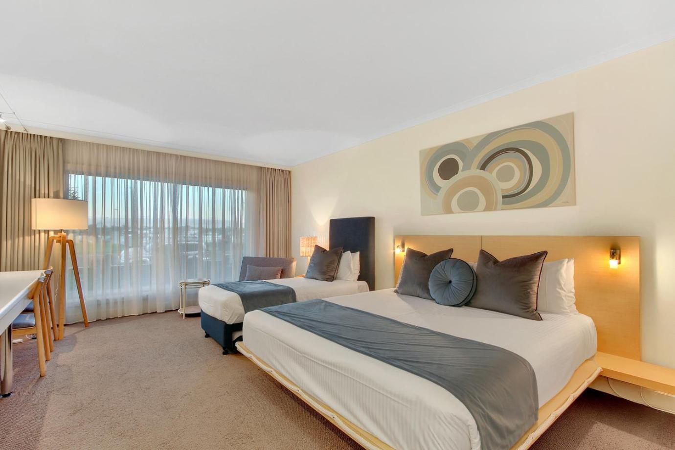 Guest Room - Photo 3