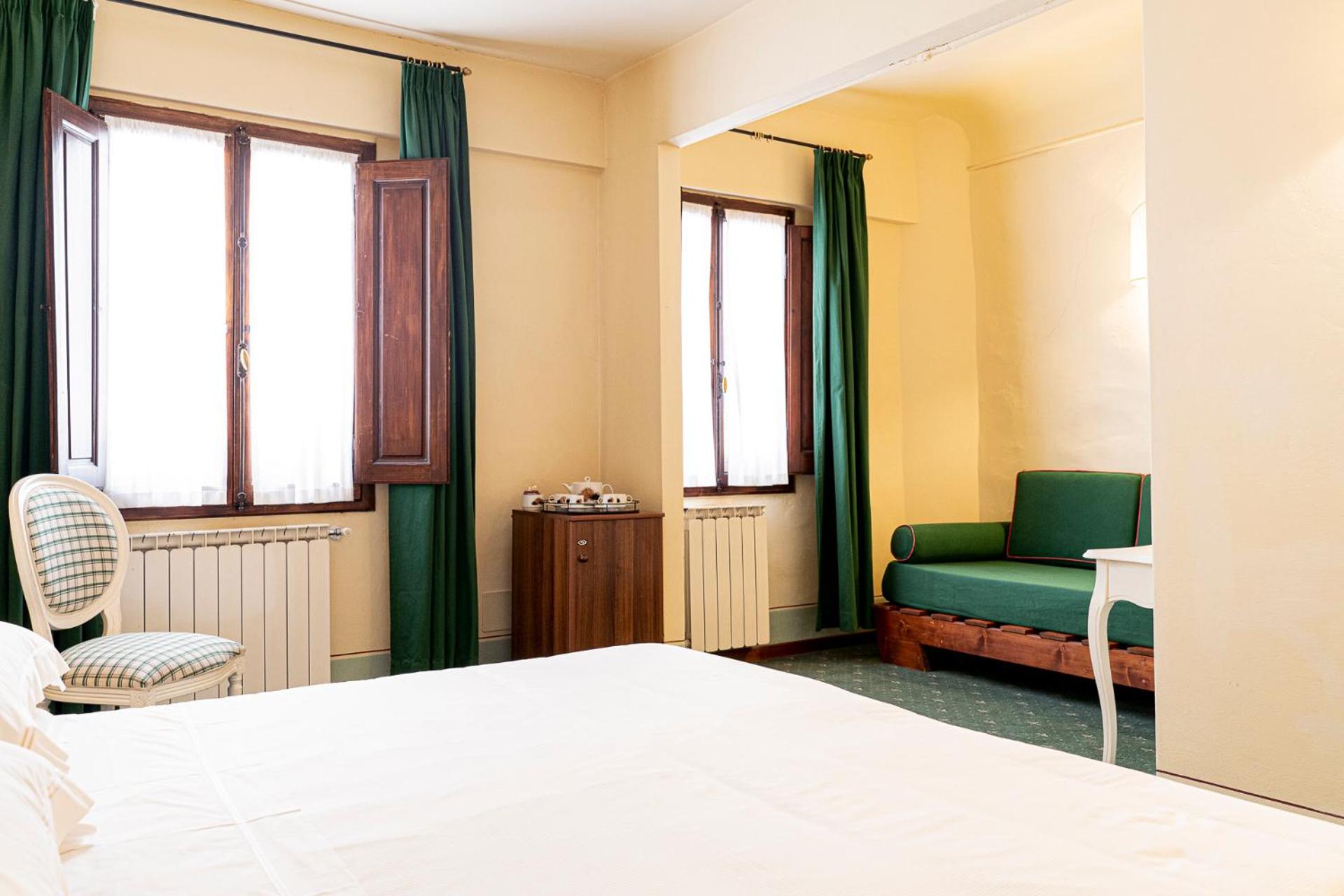 Deluxe Triple Room photo 1