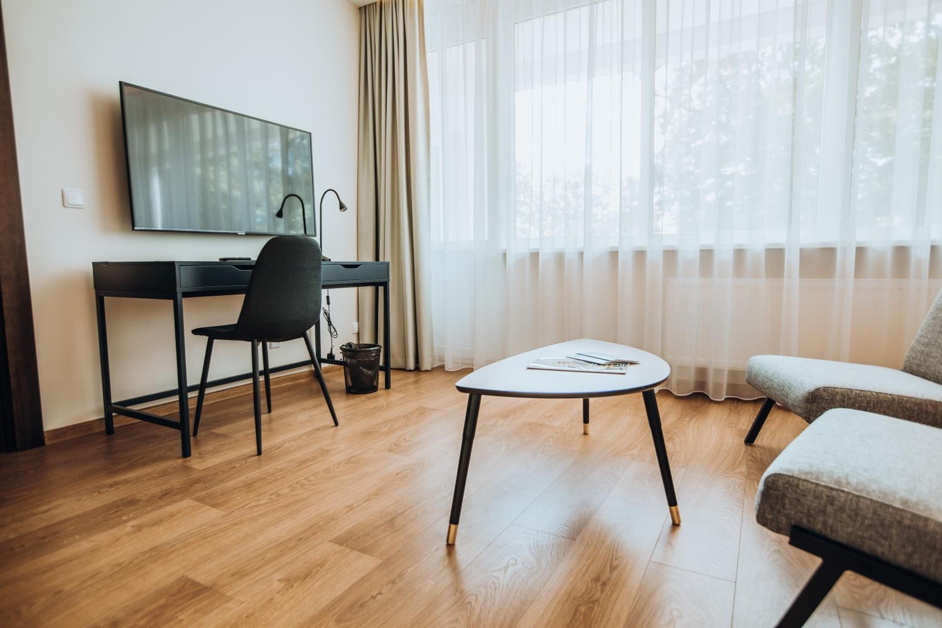 Two-Room Apartment - Photo 3
