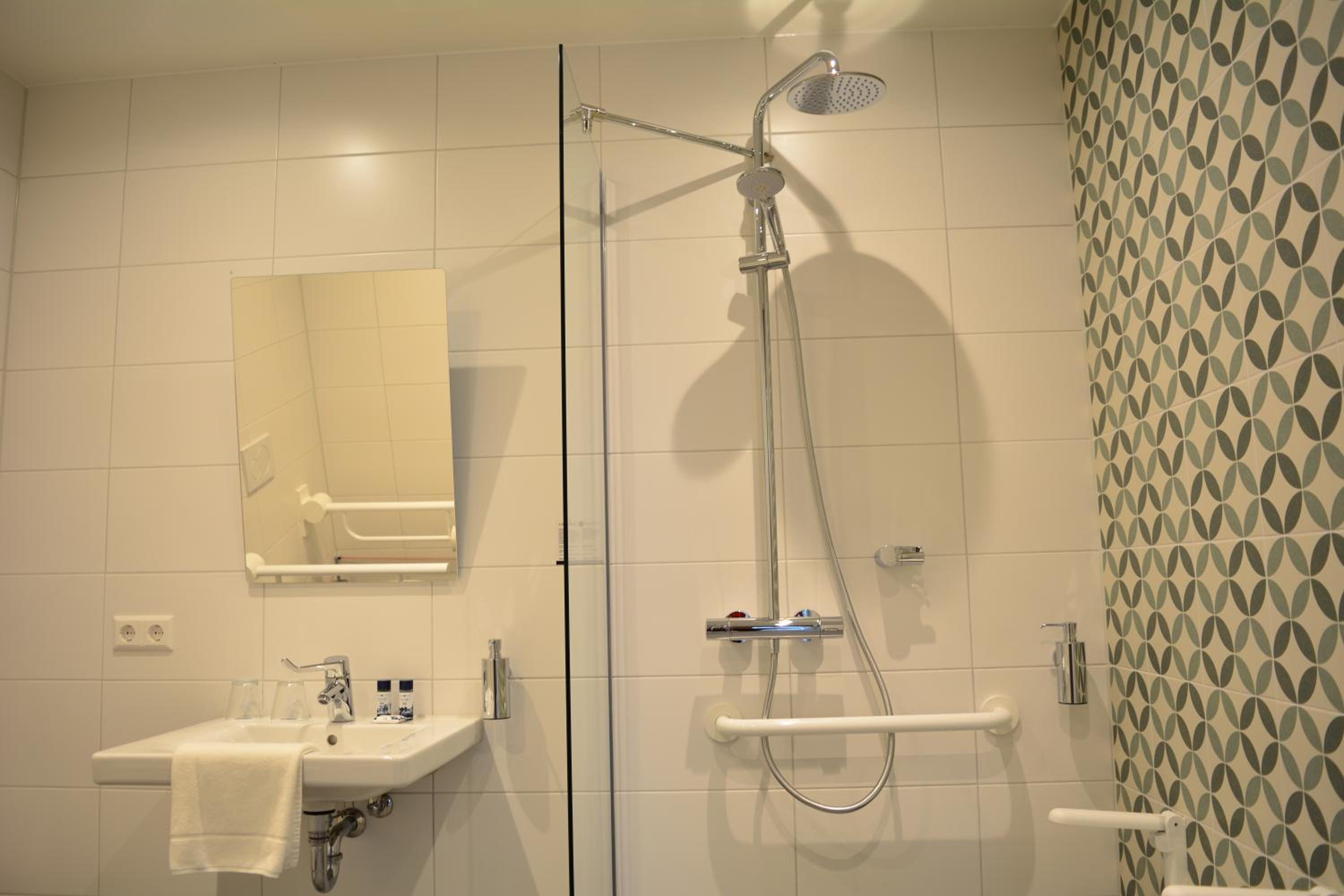 Double Room - Disability Access - Photo 3