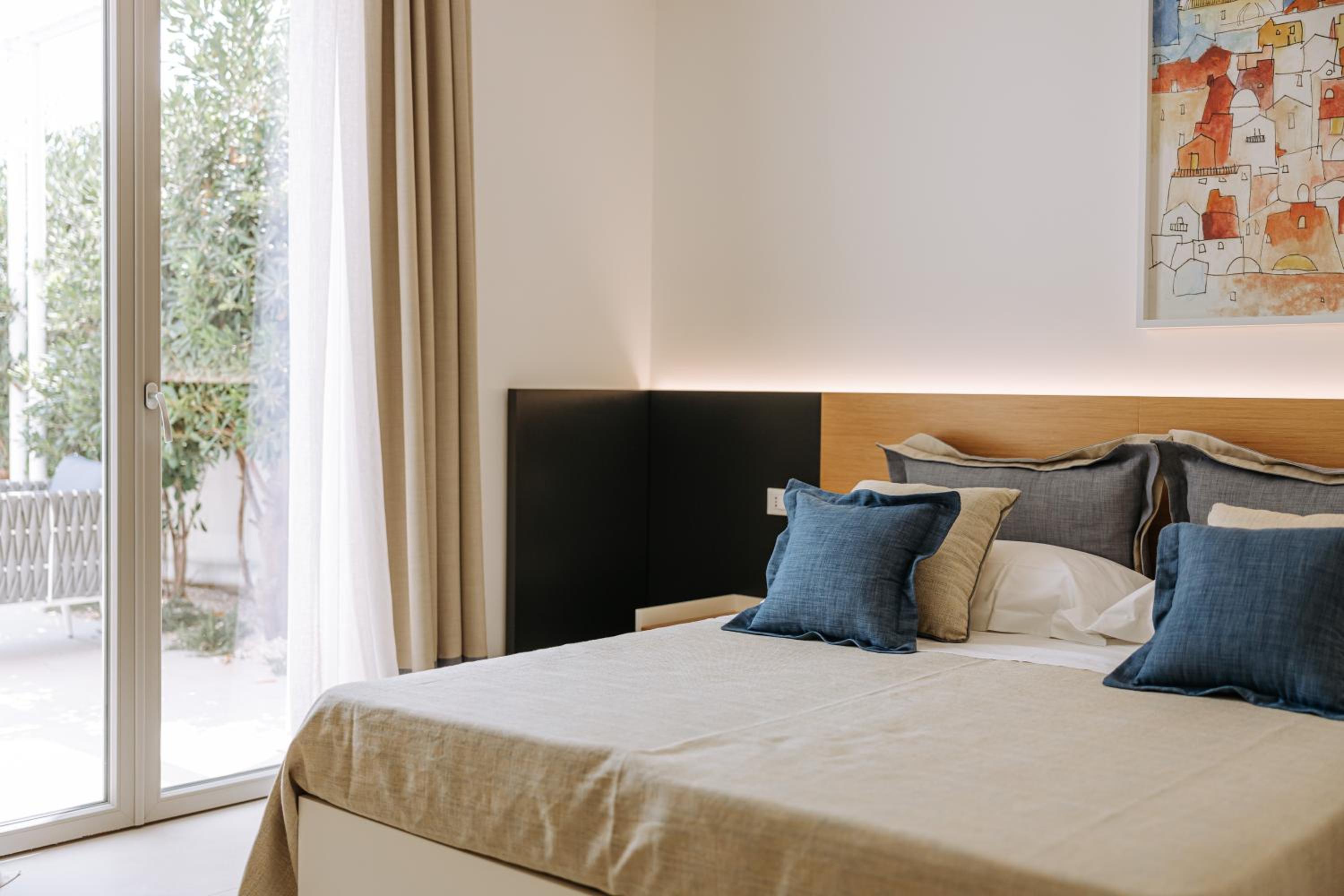Double Room with Patio photo 2