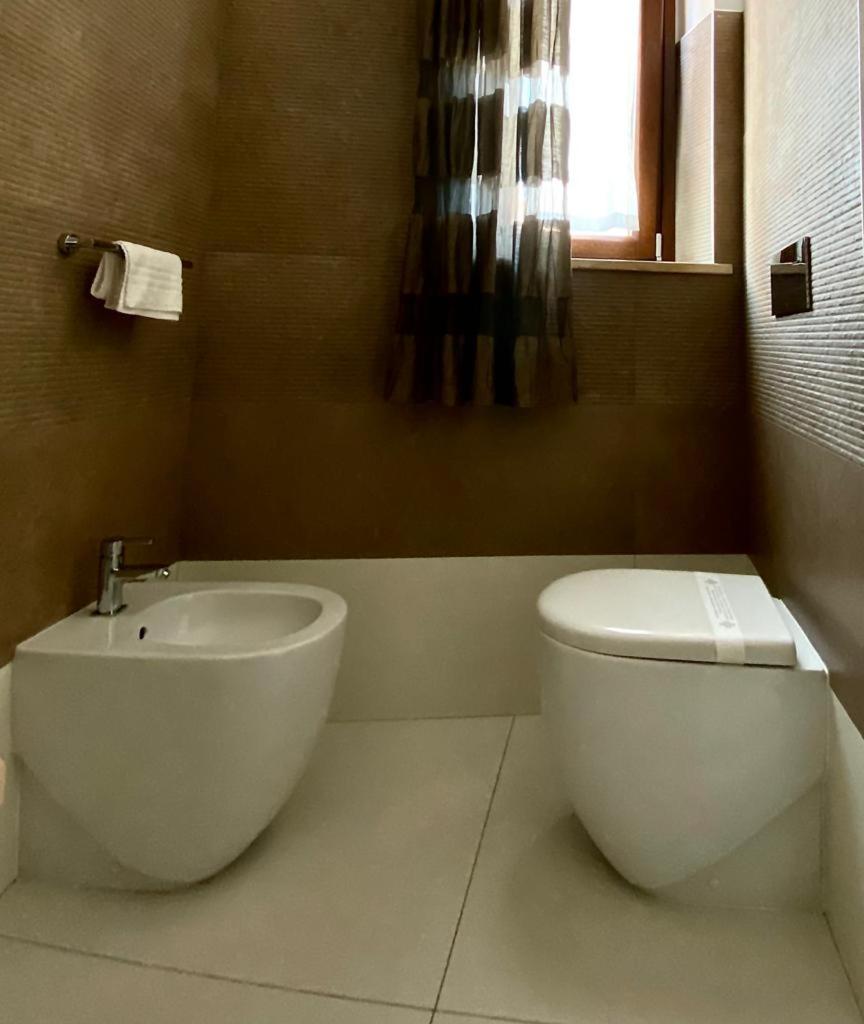 Deluxe Room - Photo 8