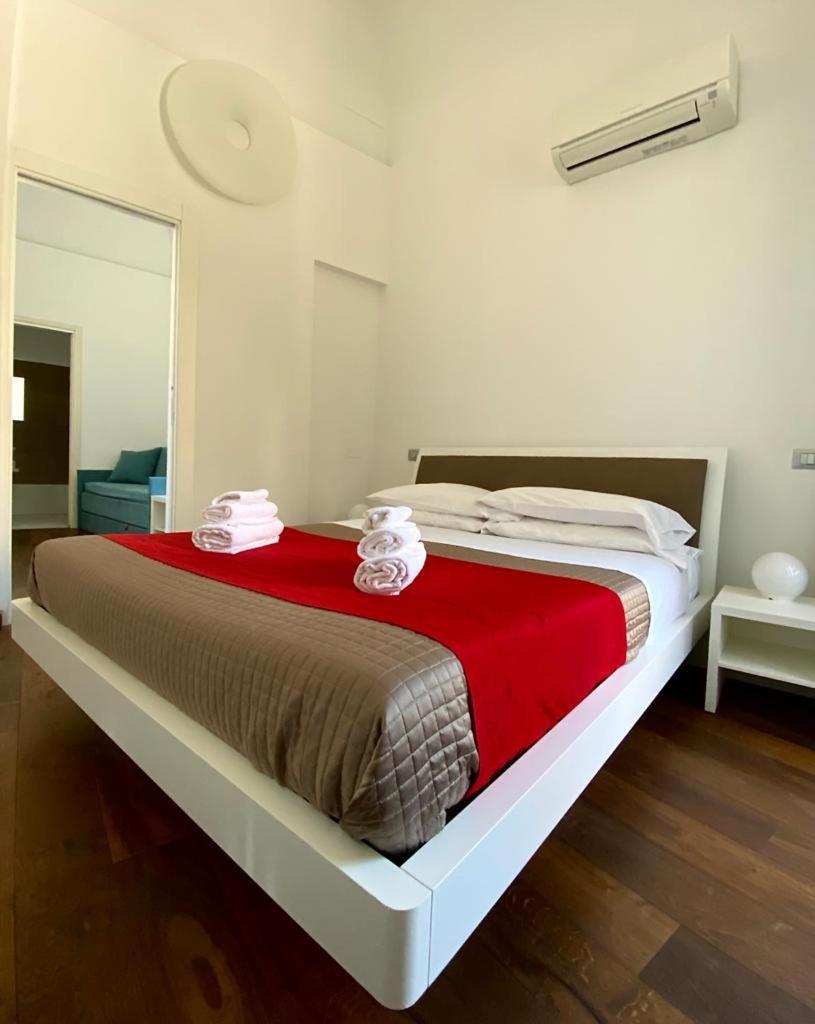 Deluxe Room - Photo 5