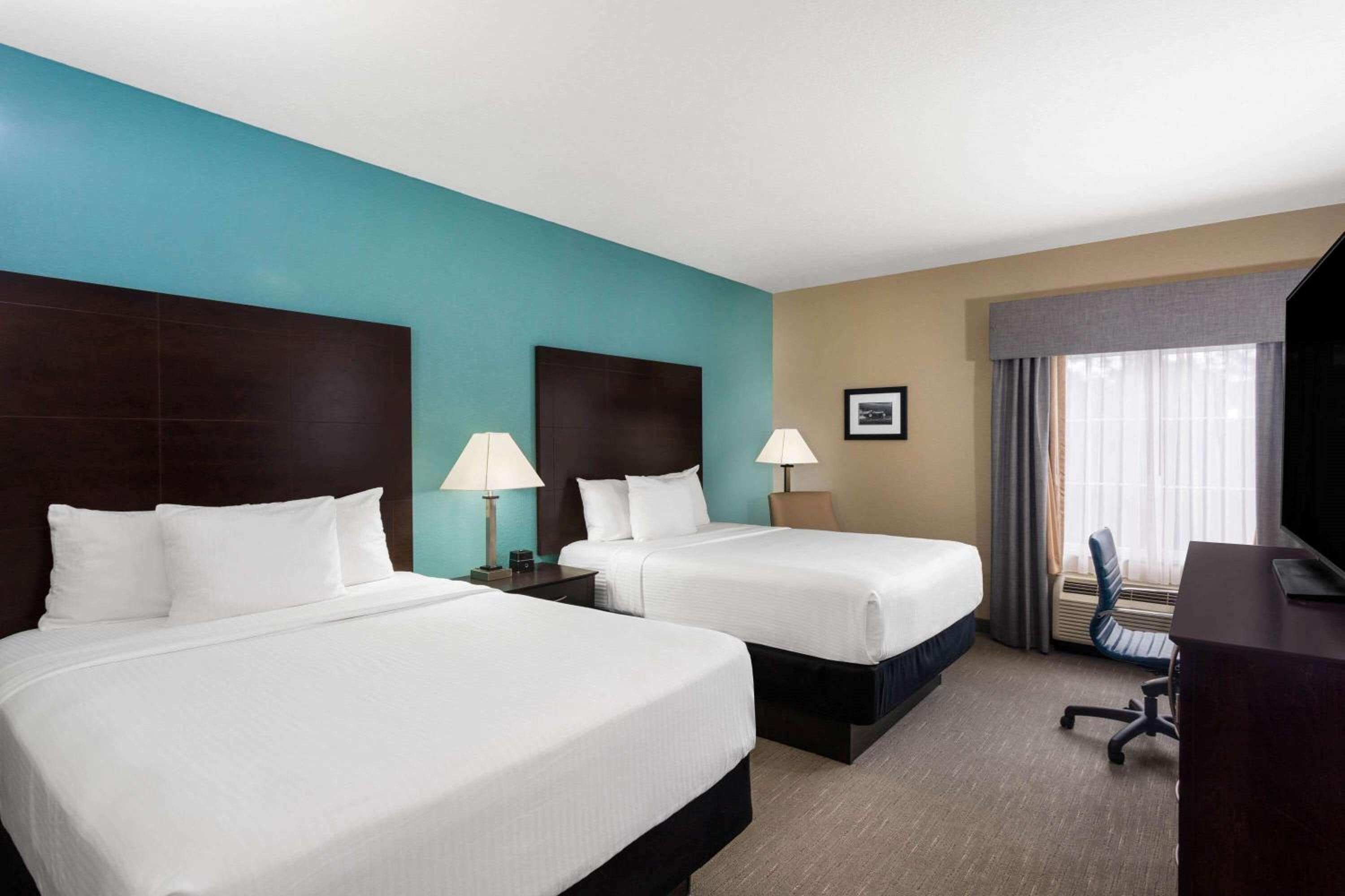 Queen Room with Two Queen Beds and Mobility/Hearing Access - Non-Smoking photo 1
