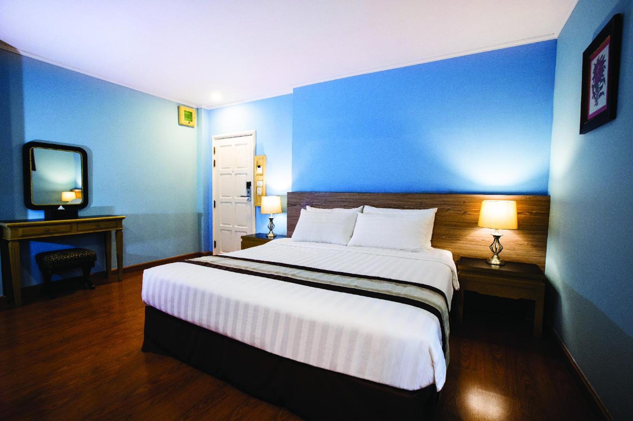 Two-Bedroom Suite - Photo 1