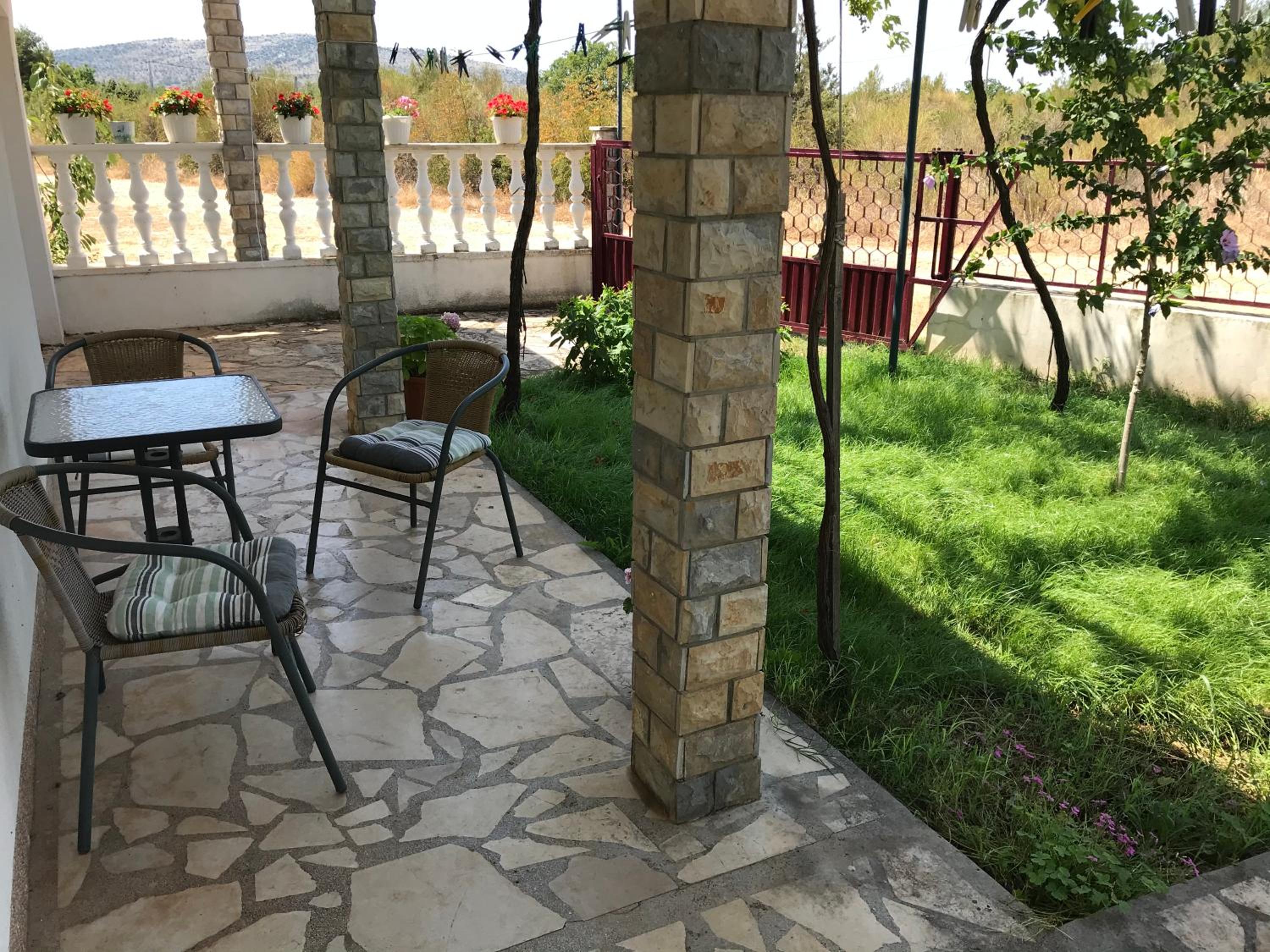 Apartment with Garden View - Photo 17