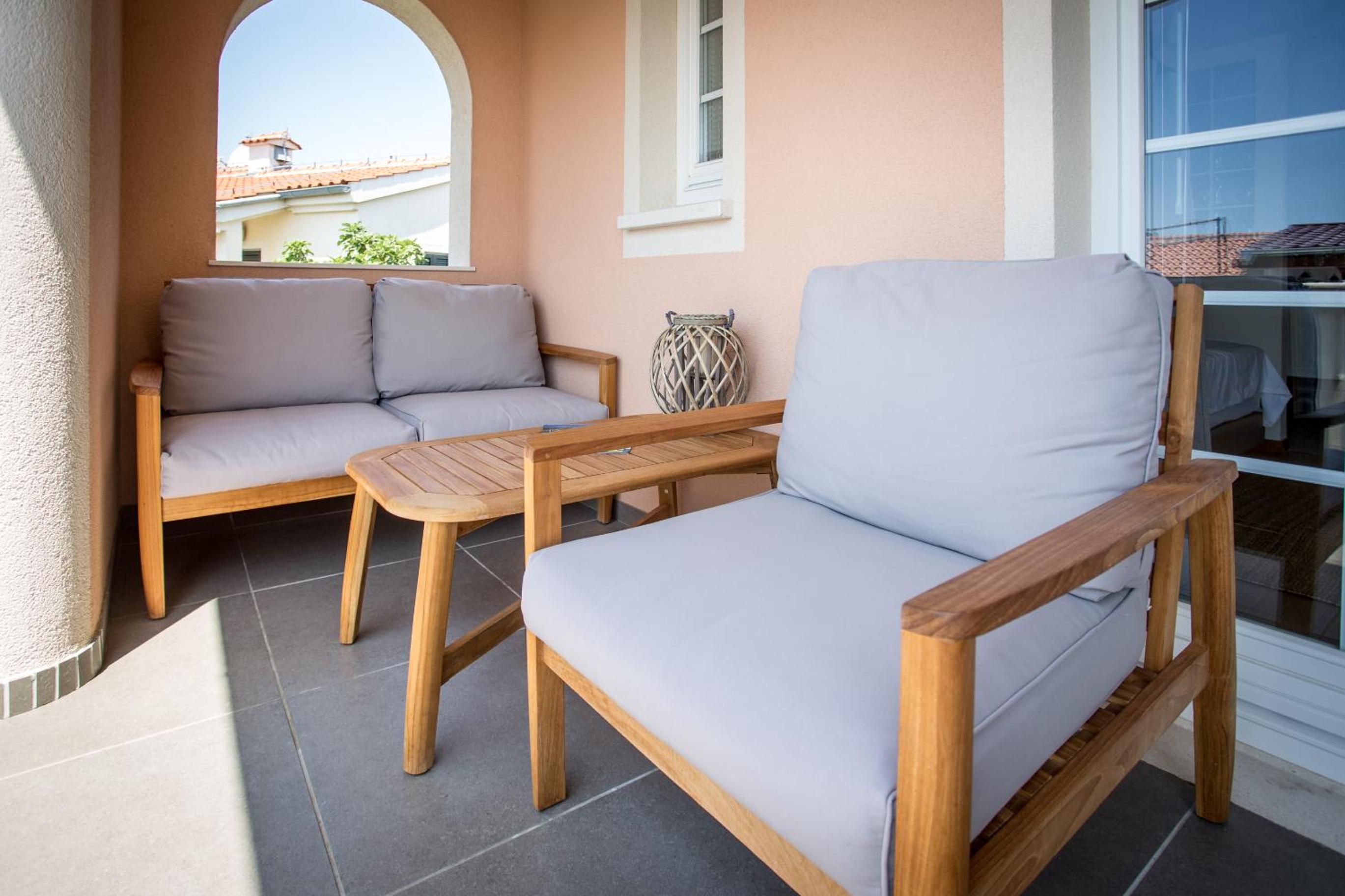 Two-Bedroom Apartment with Terrace and Sea View photo 1