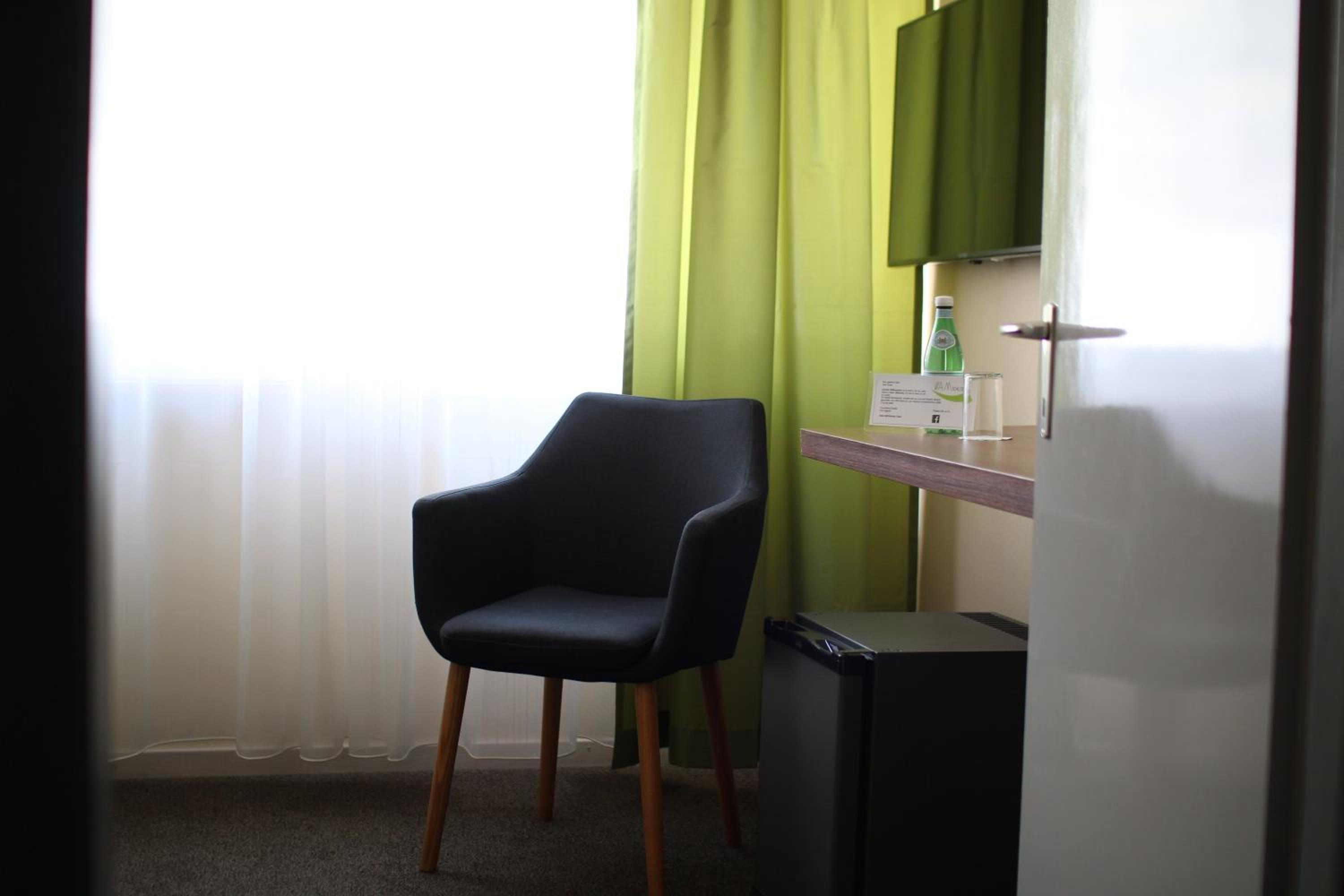 King Room with Mountain View