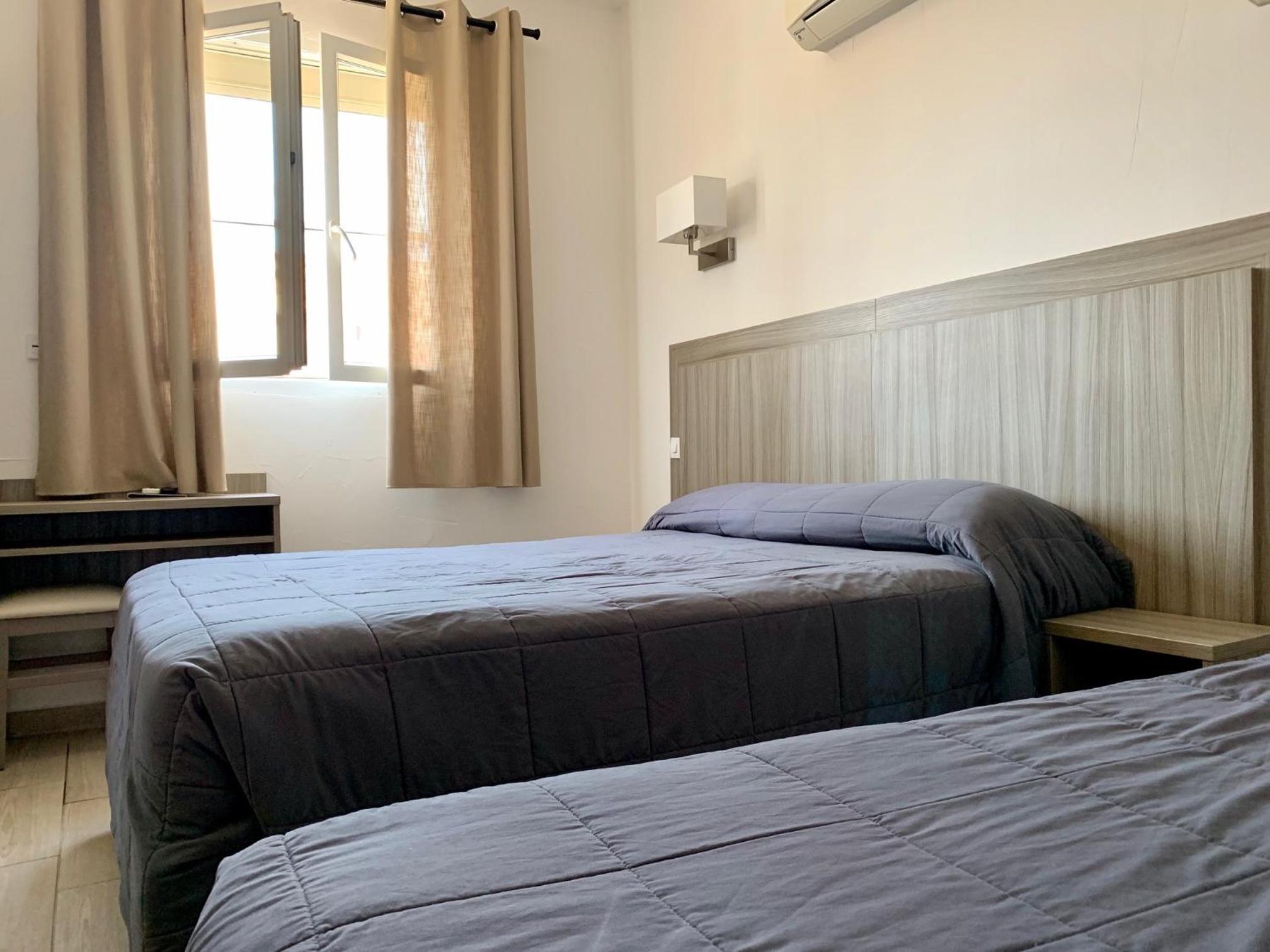 Standard Triple Room - Photo 3