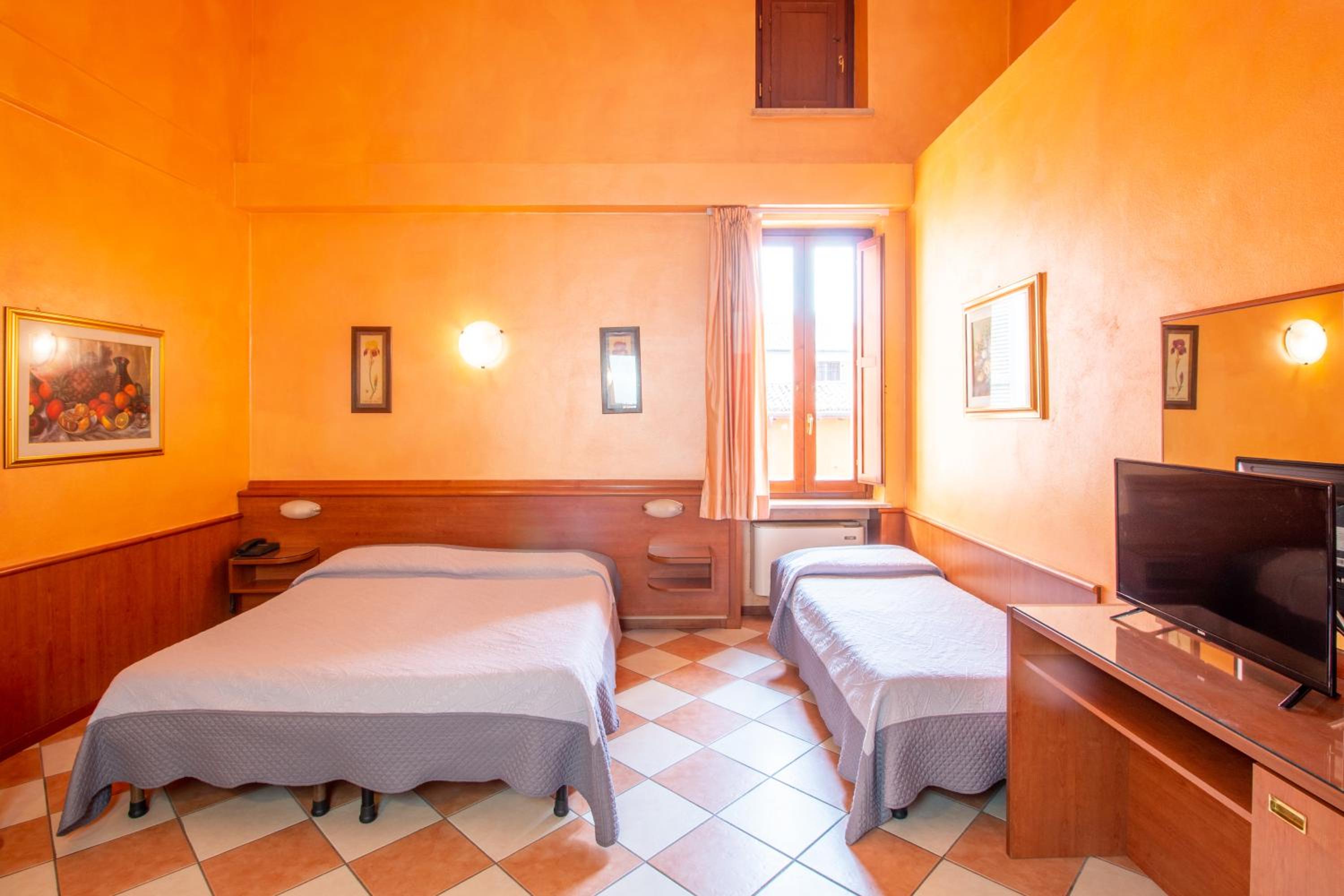 Triple Room photo 1