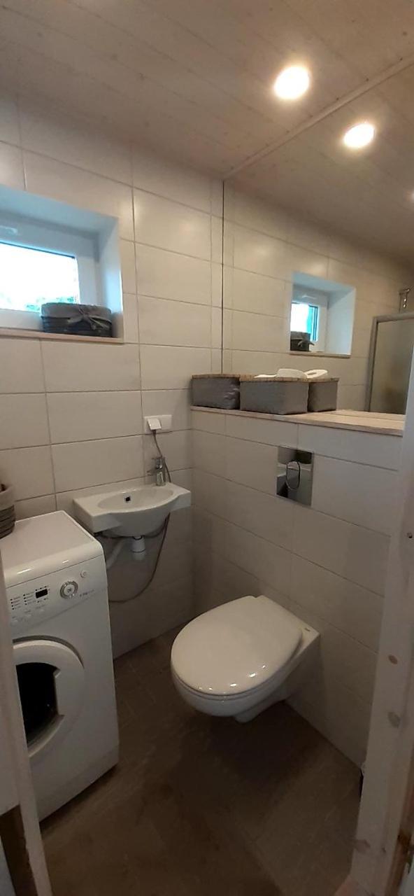 One-Bedroom Apartment - Photo 4