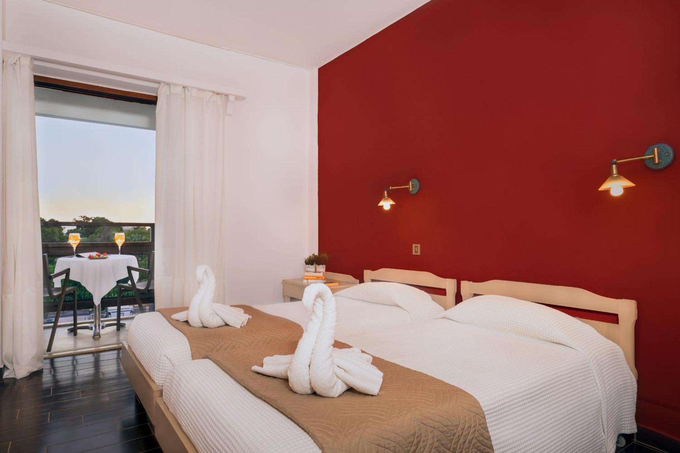 Twin Room - Photo 7