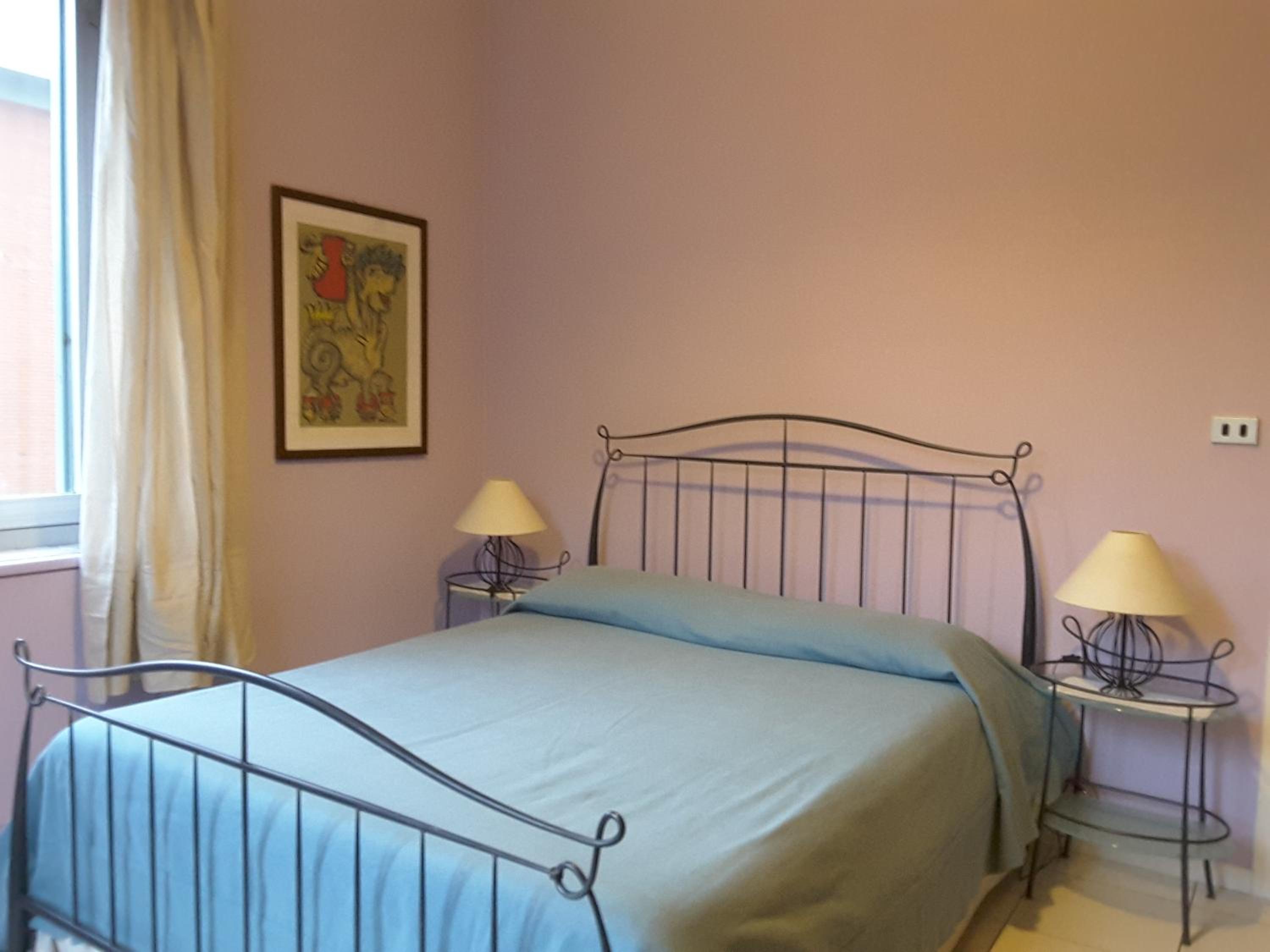 One-Bedroom Apartment - Photo 5