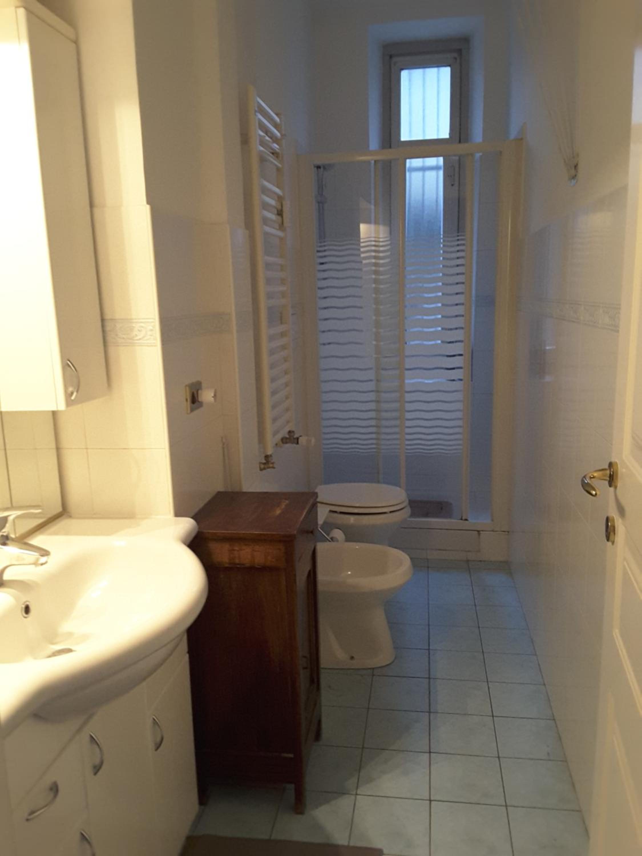 One-Bedroom Apartment - Photo 6