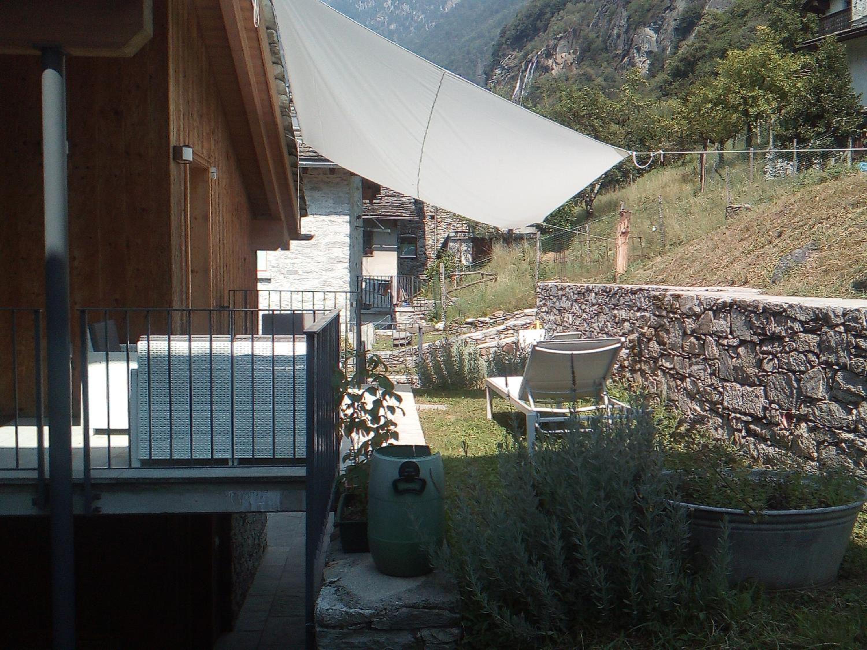 Double Room with Mountain View - Photo 5