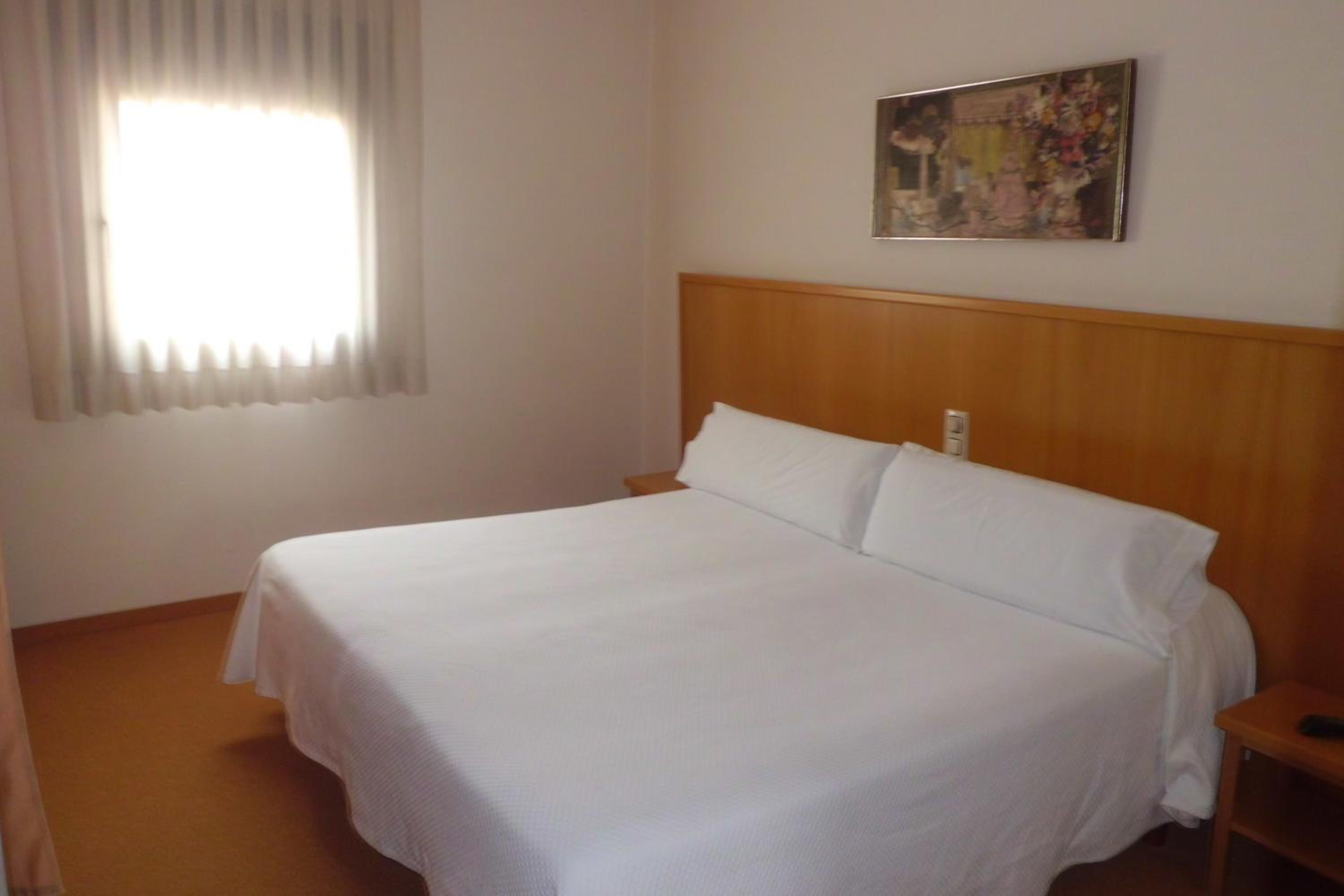 Double or Twin Room photo 2