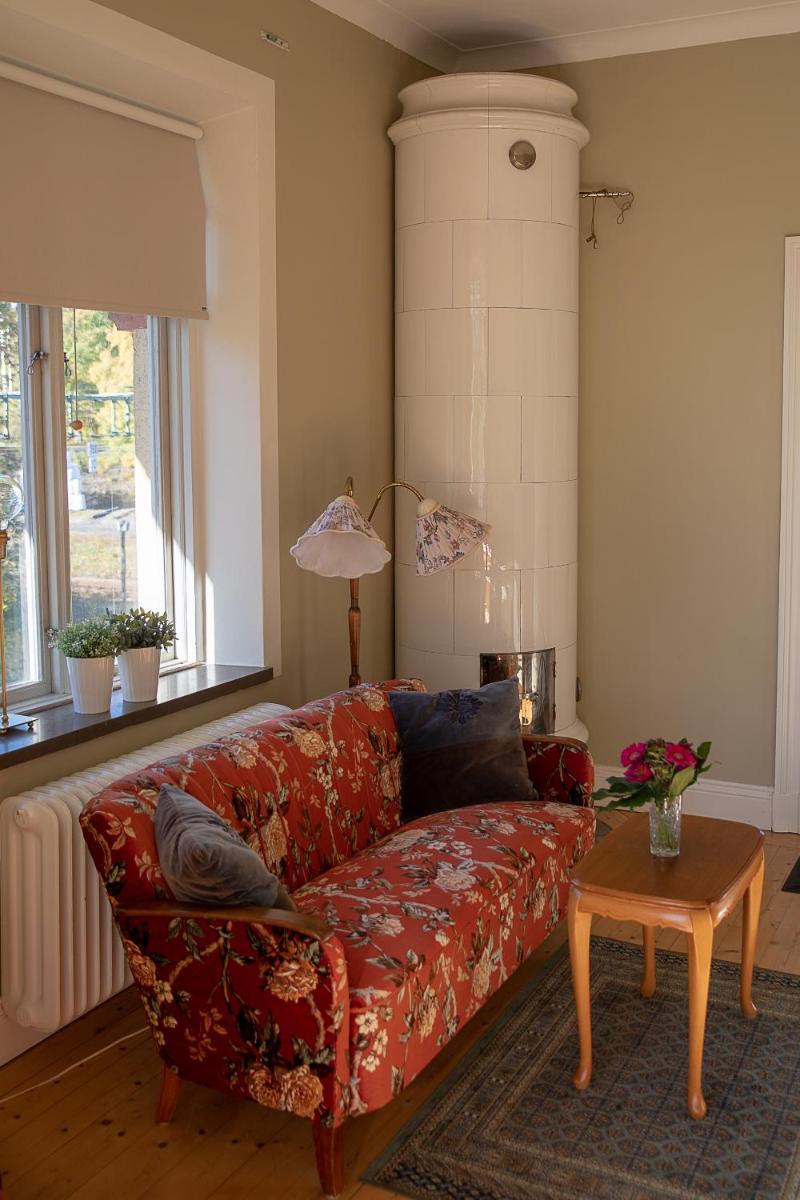 Deluxe Double Room with Balcony photo 3